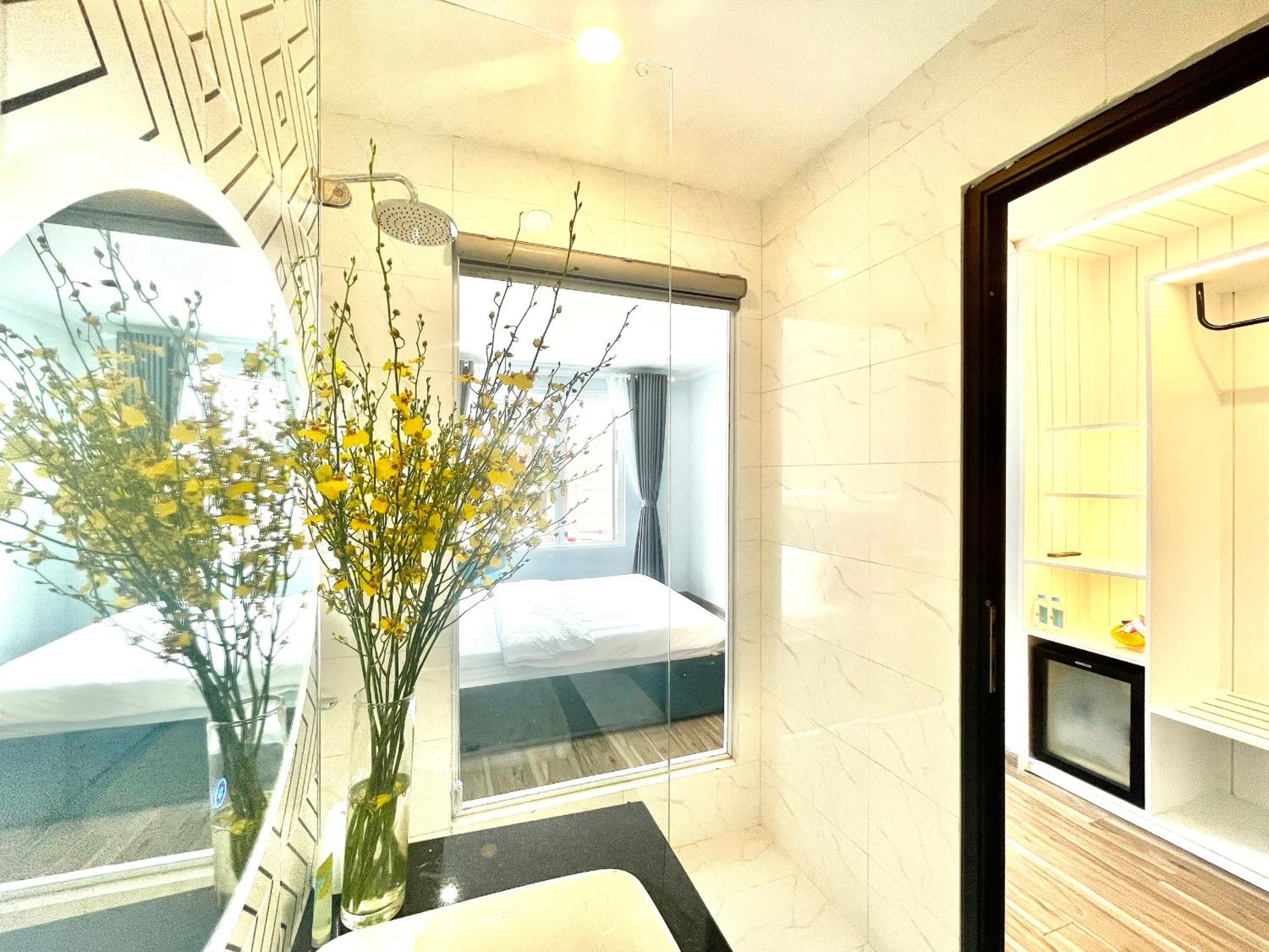 Deluxe Double Room - Photo 8