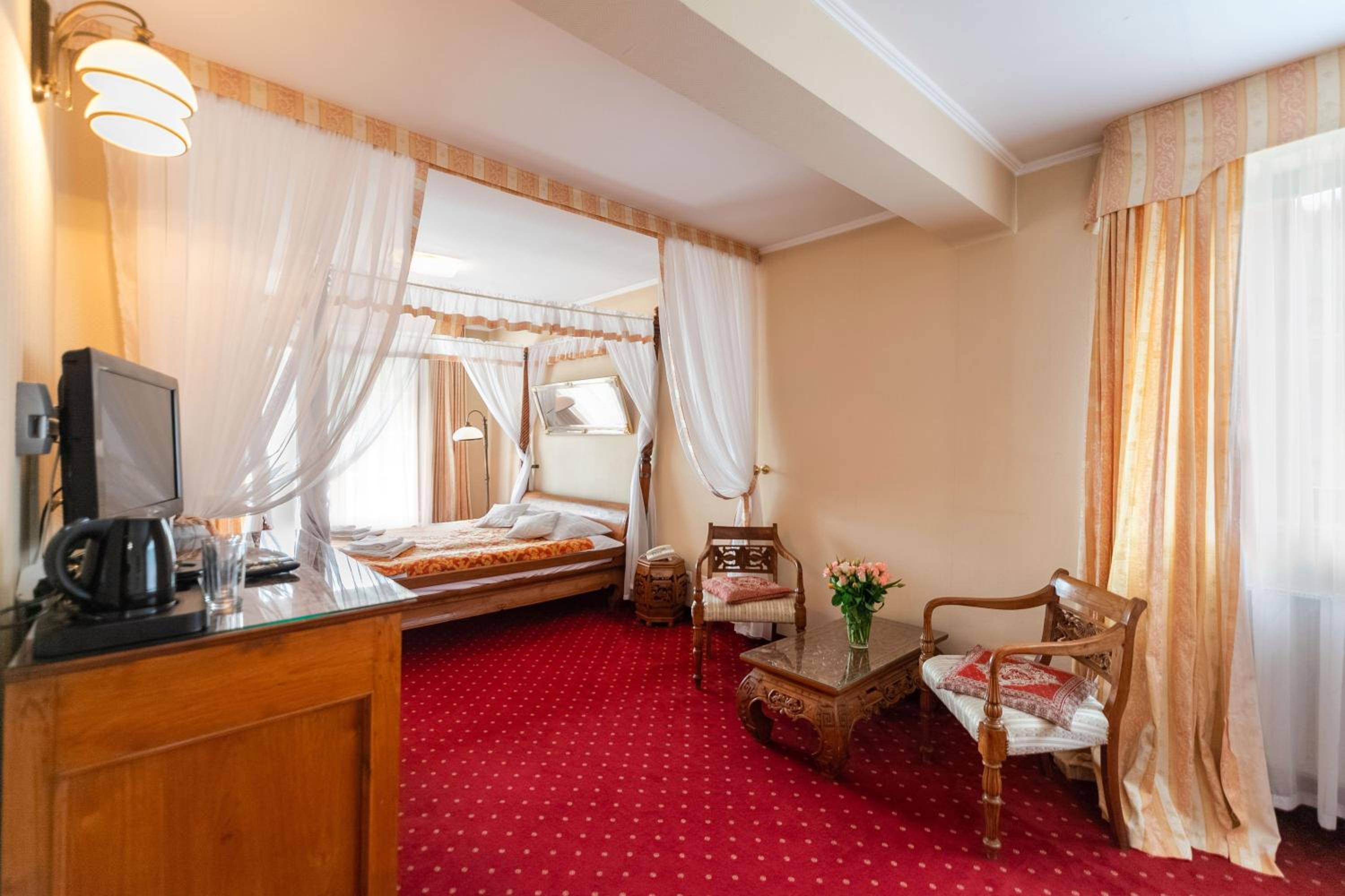 Deluxe Double Room - Photo 1