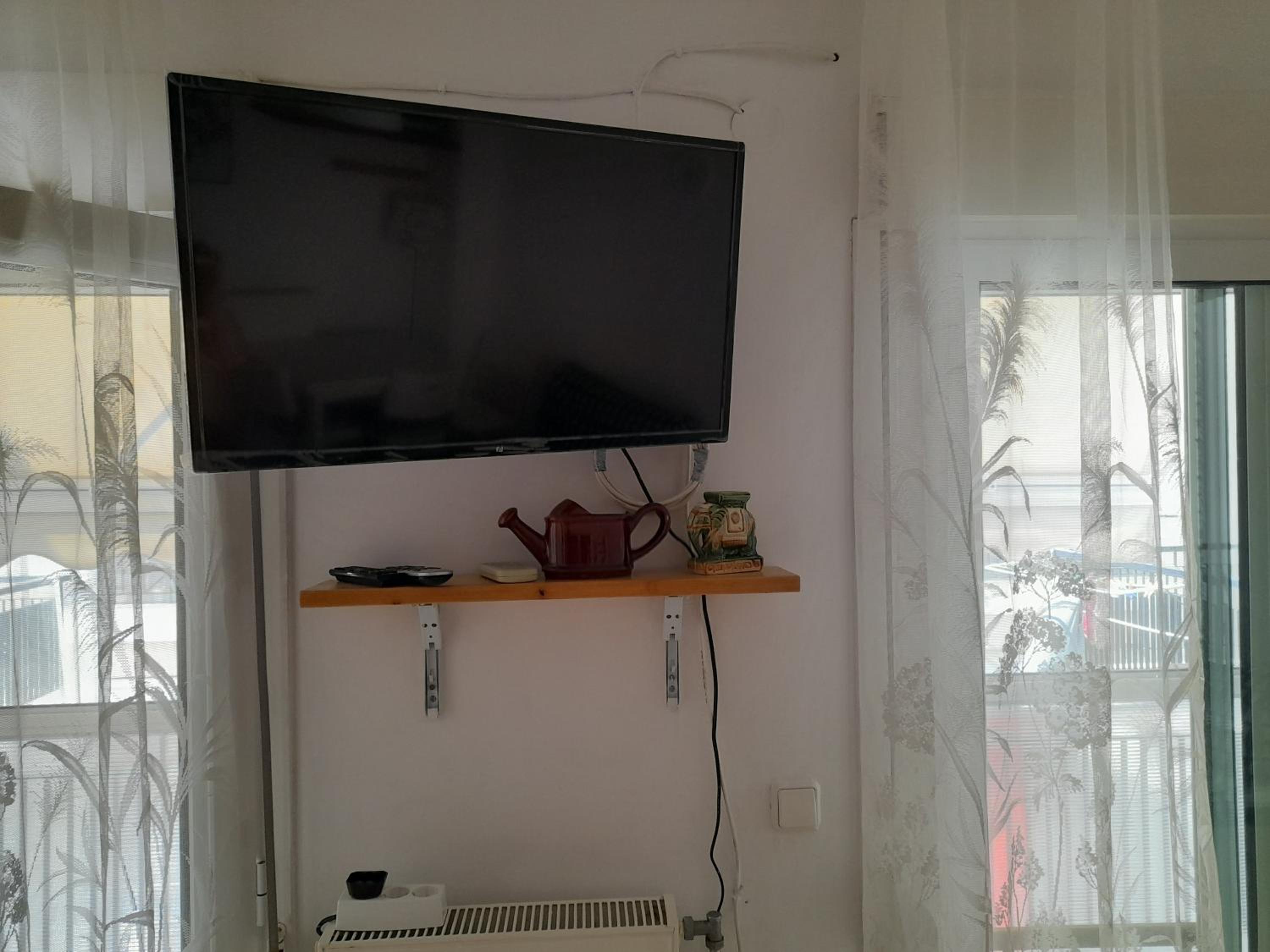Studio Apartment photo 1