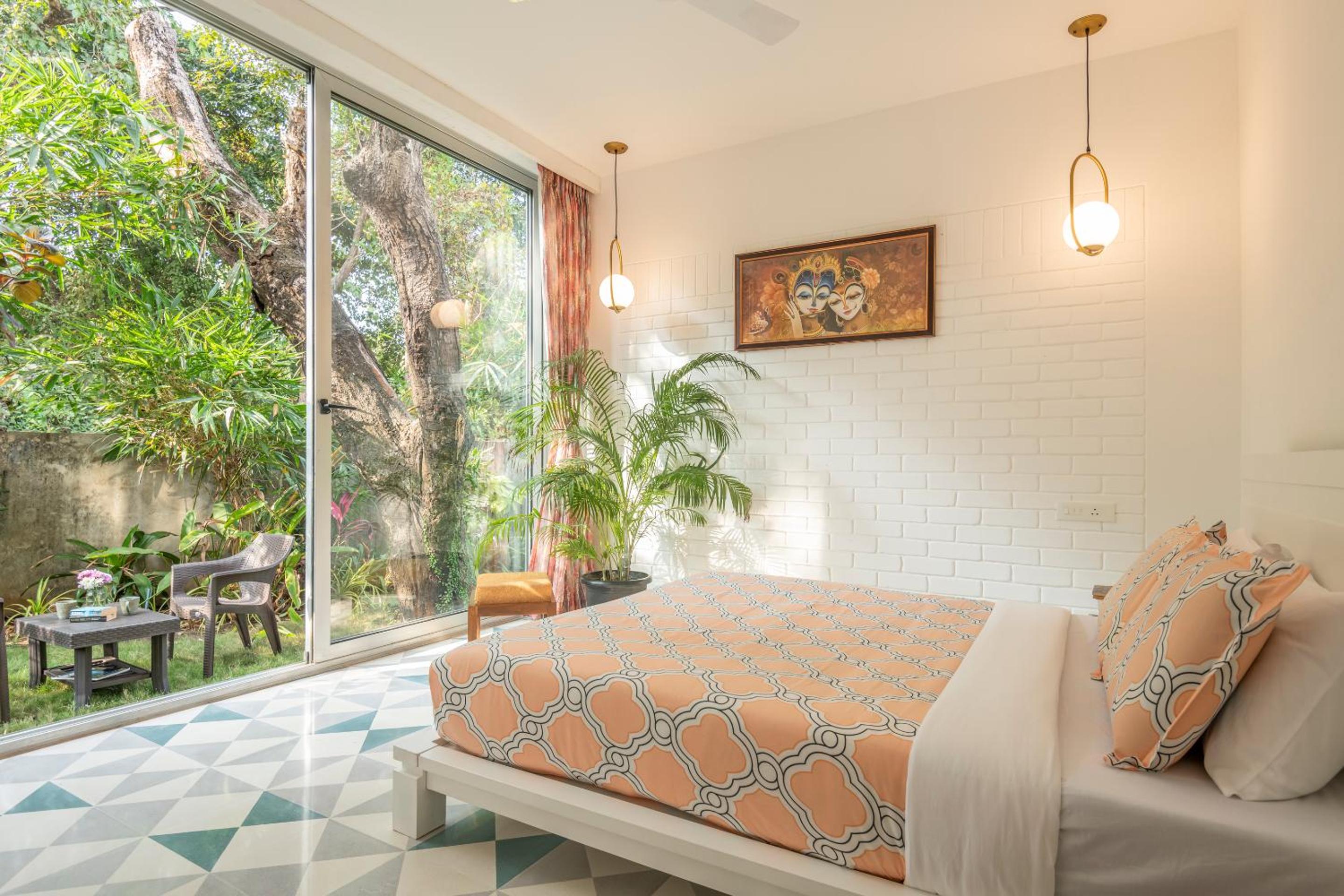 El Sereno 5&6|Common Pool 4BHK|Ground Floor|Garden|Patio photo 2