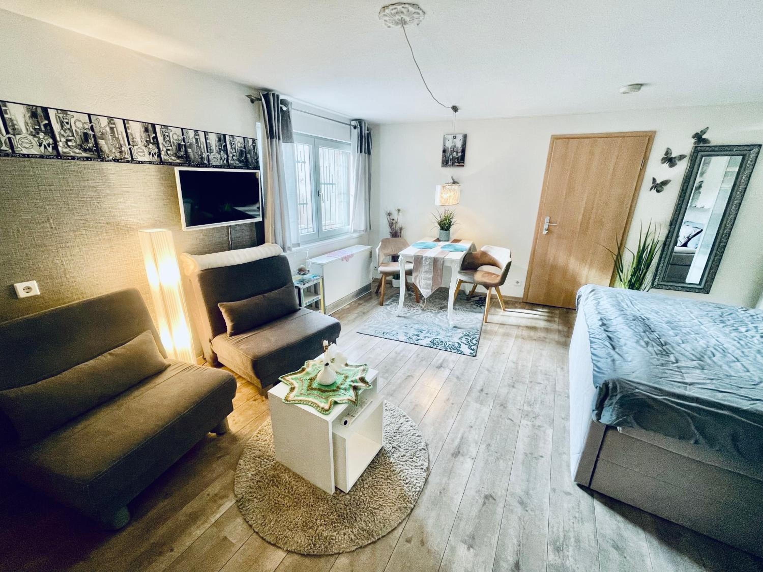 Apartment with Terrace - Photo 3