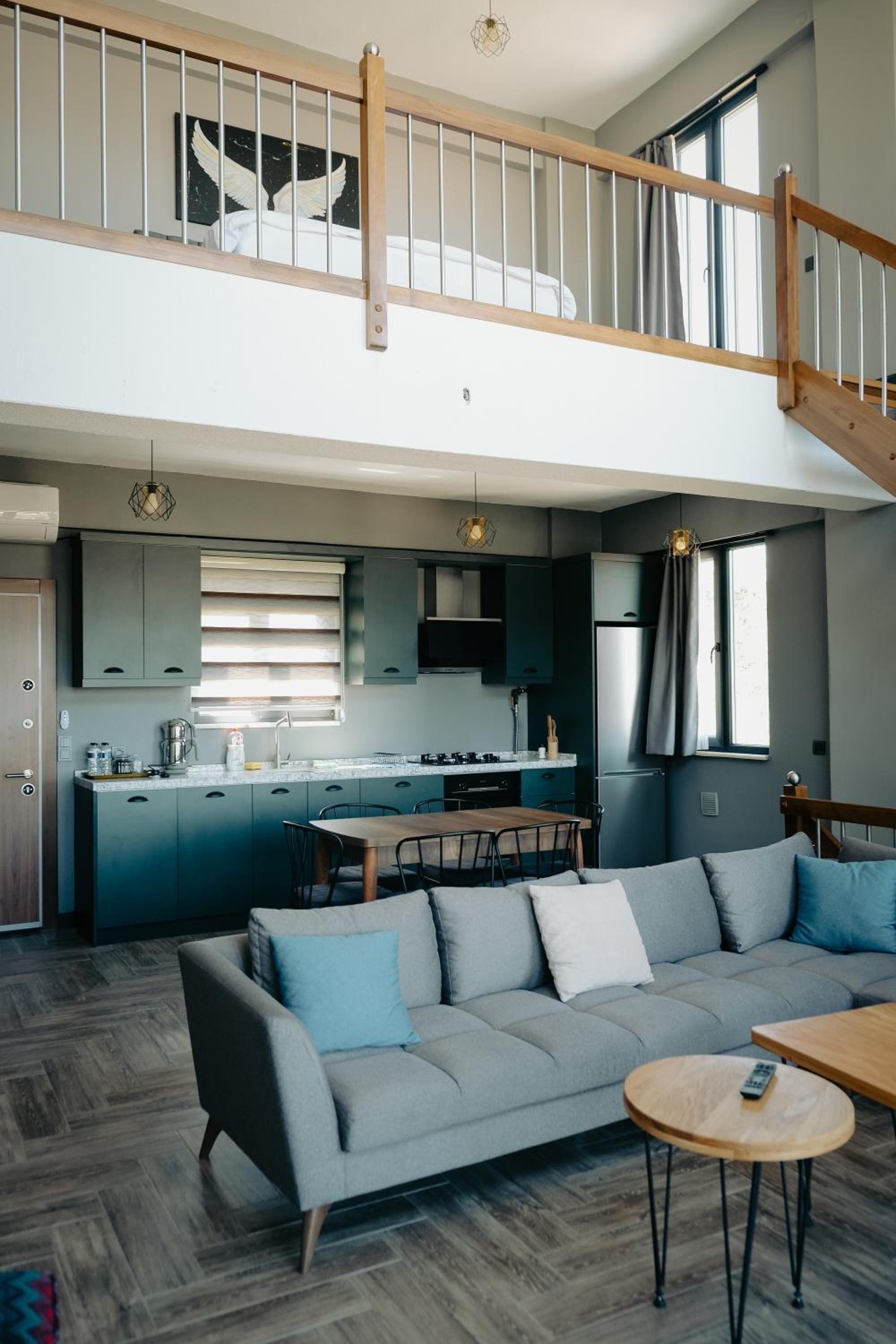 Suite with Lake View - Photo 8