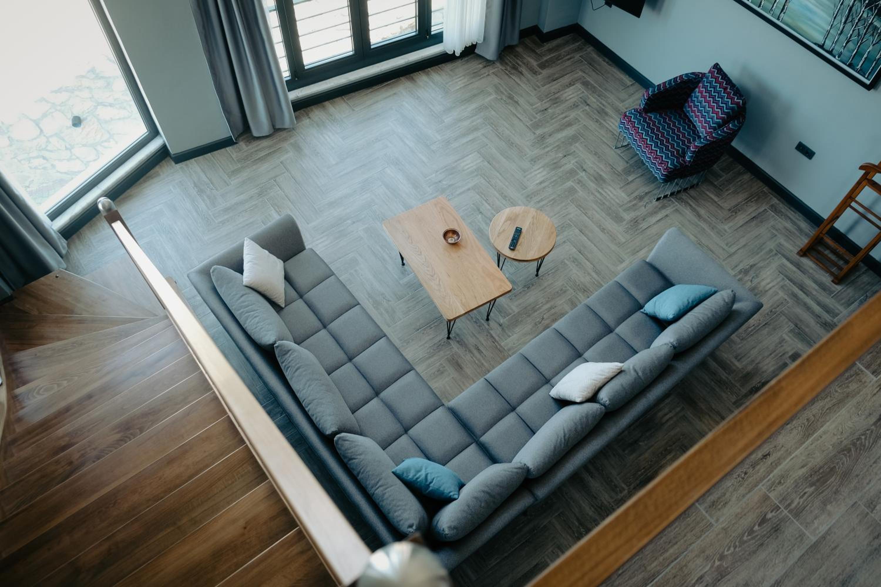 Suite with Lake View - Photo 9
