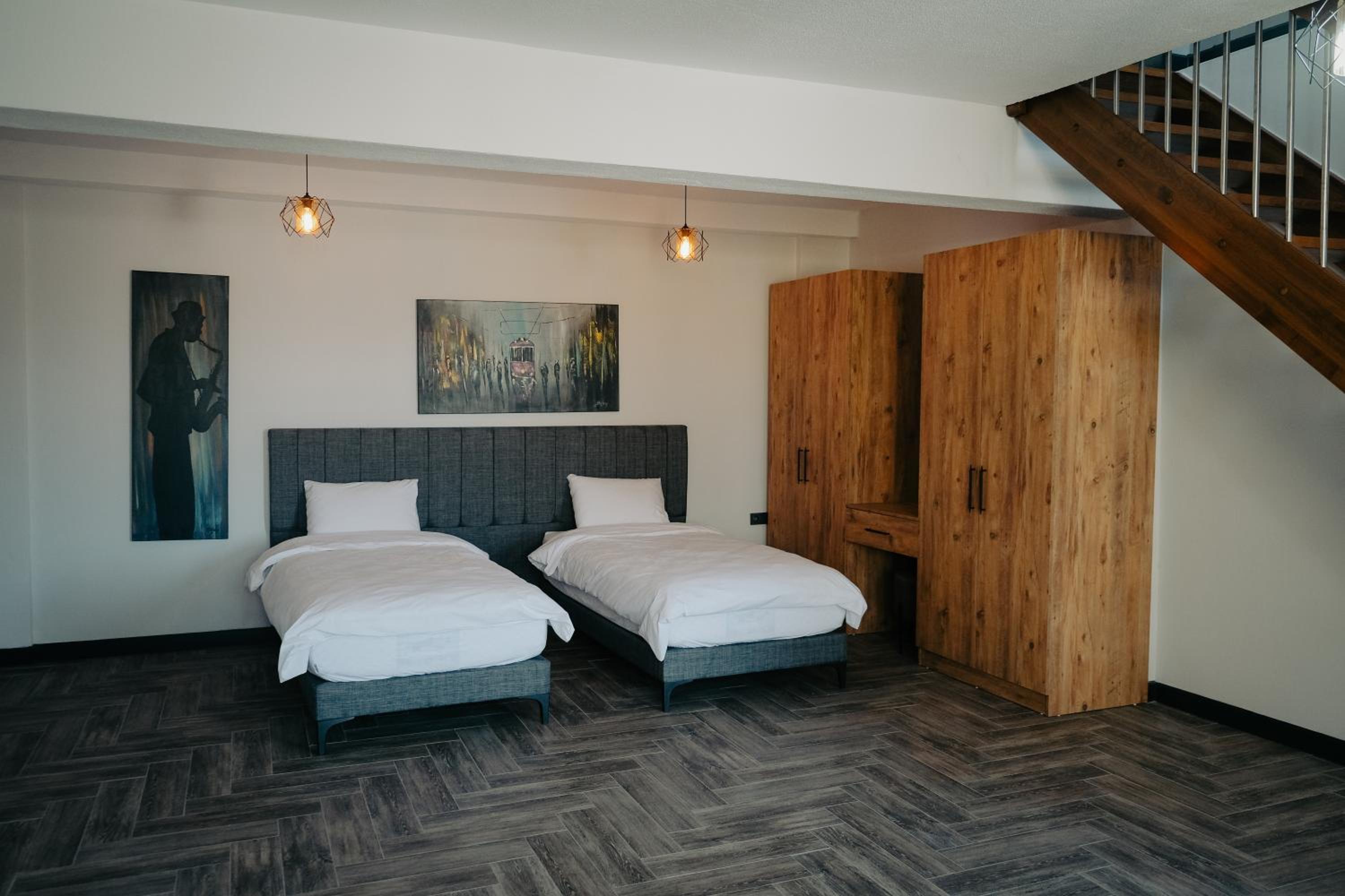 Suite with Lake View - Photo 4