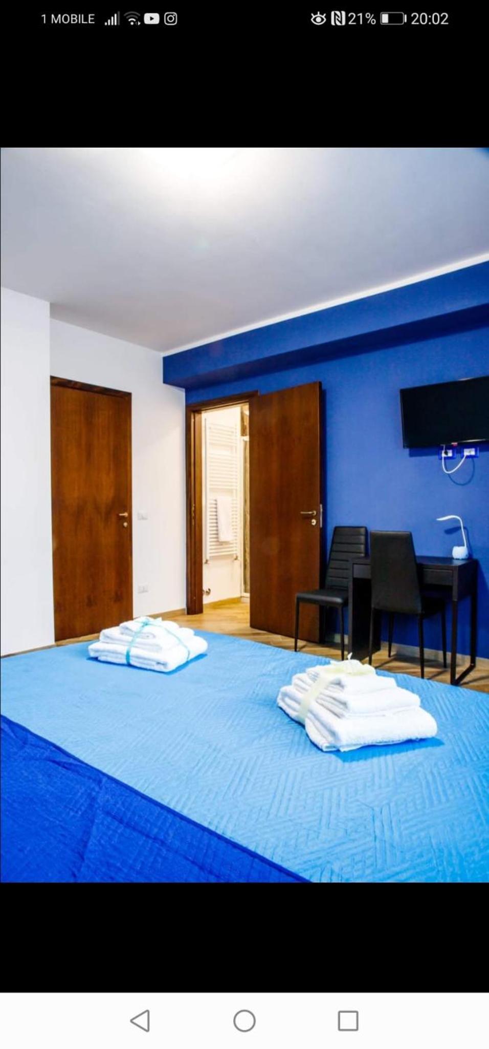 Double Room with Private Bathroom photo 2