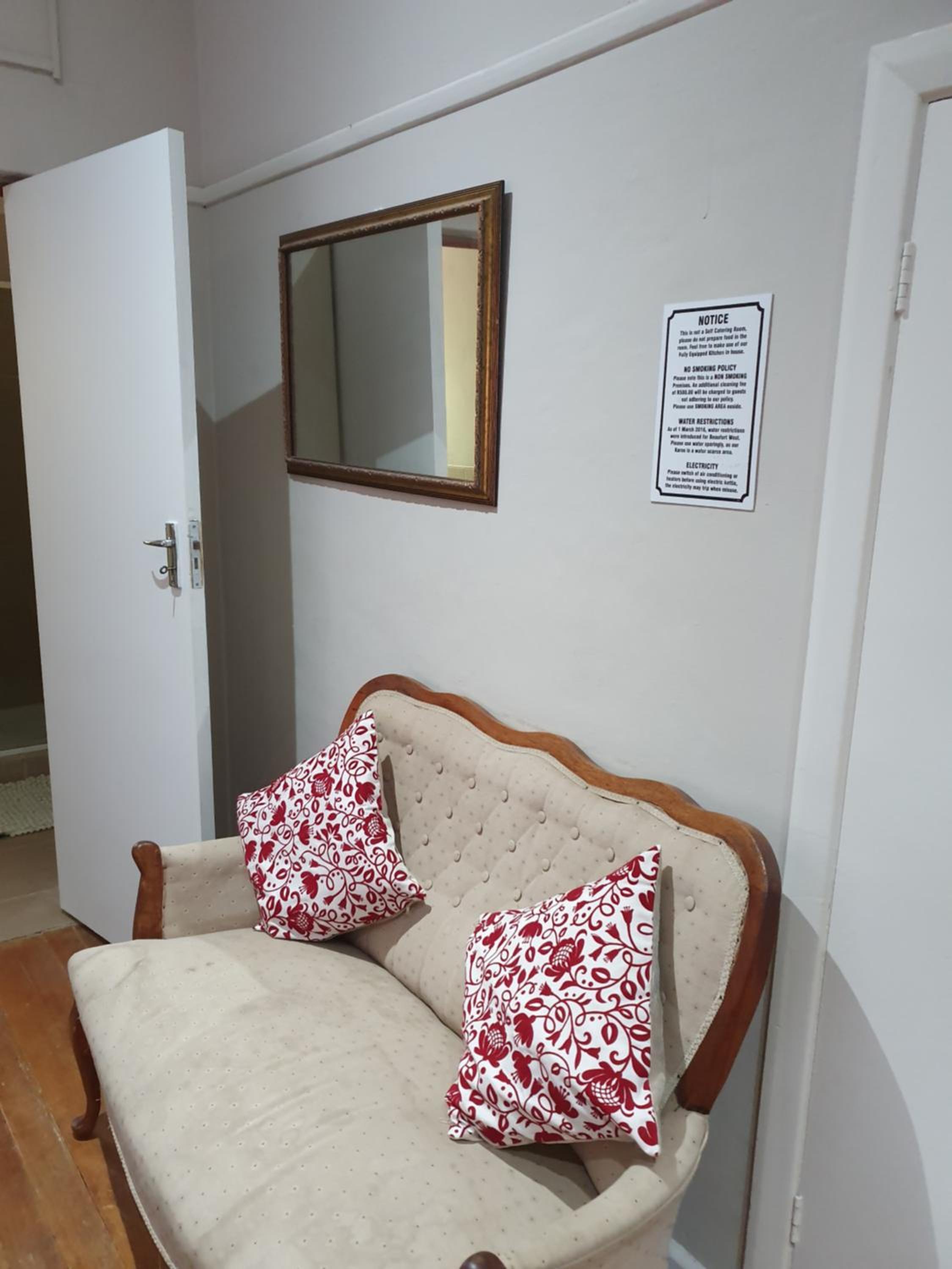 Family Two-Bedroom Suite (5 Adults) - Photo 10