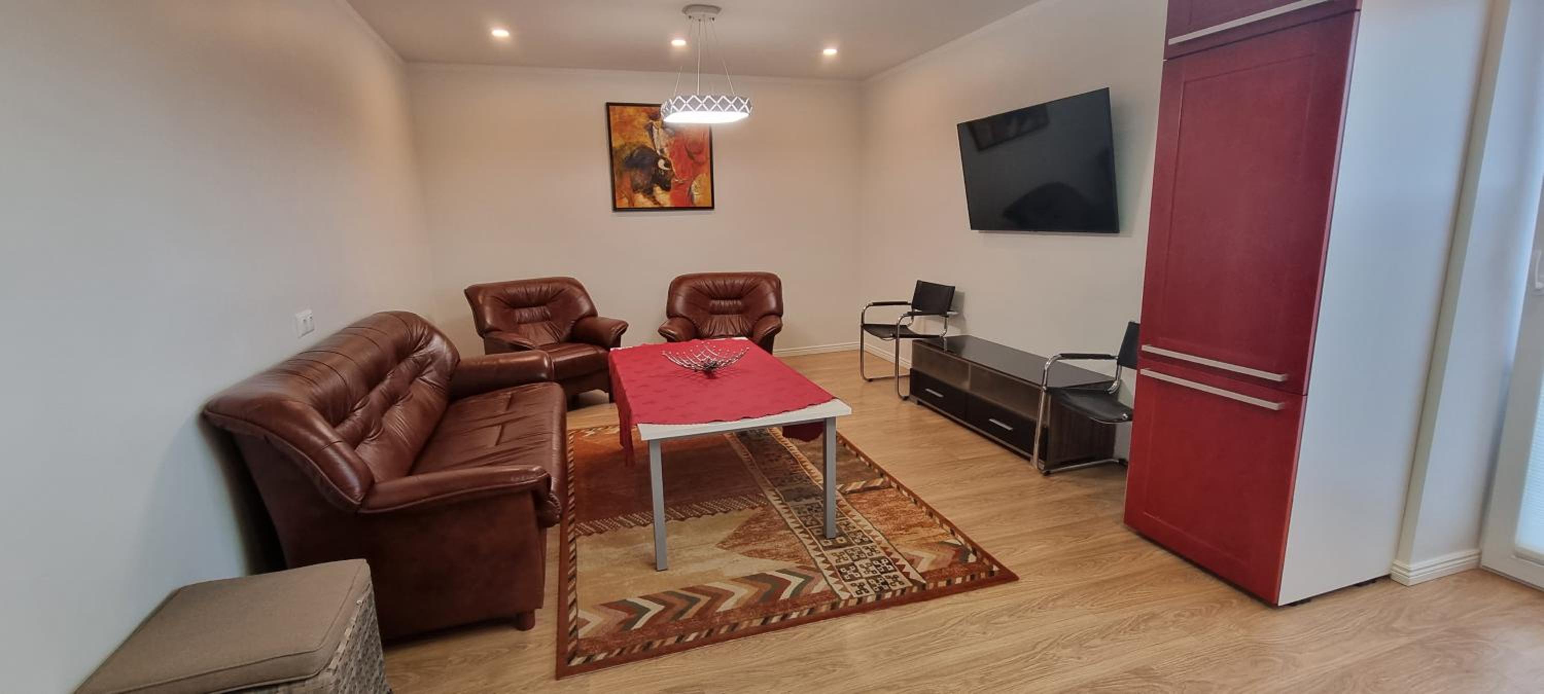 One-Bedroom Apartment - Photo 11