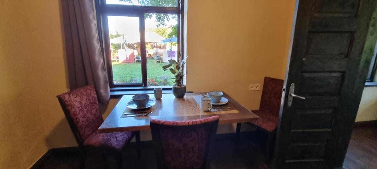 Double Room with Private Bathroom - Photo 1