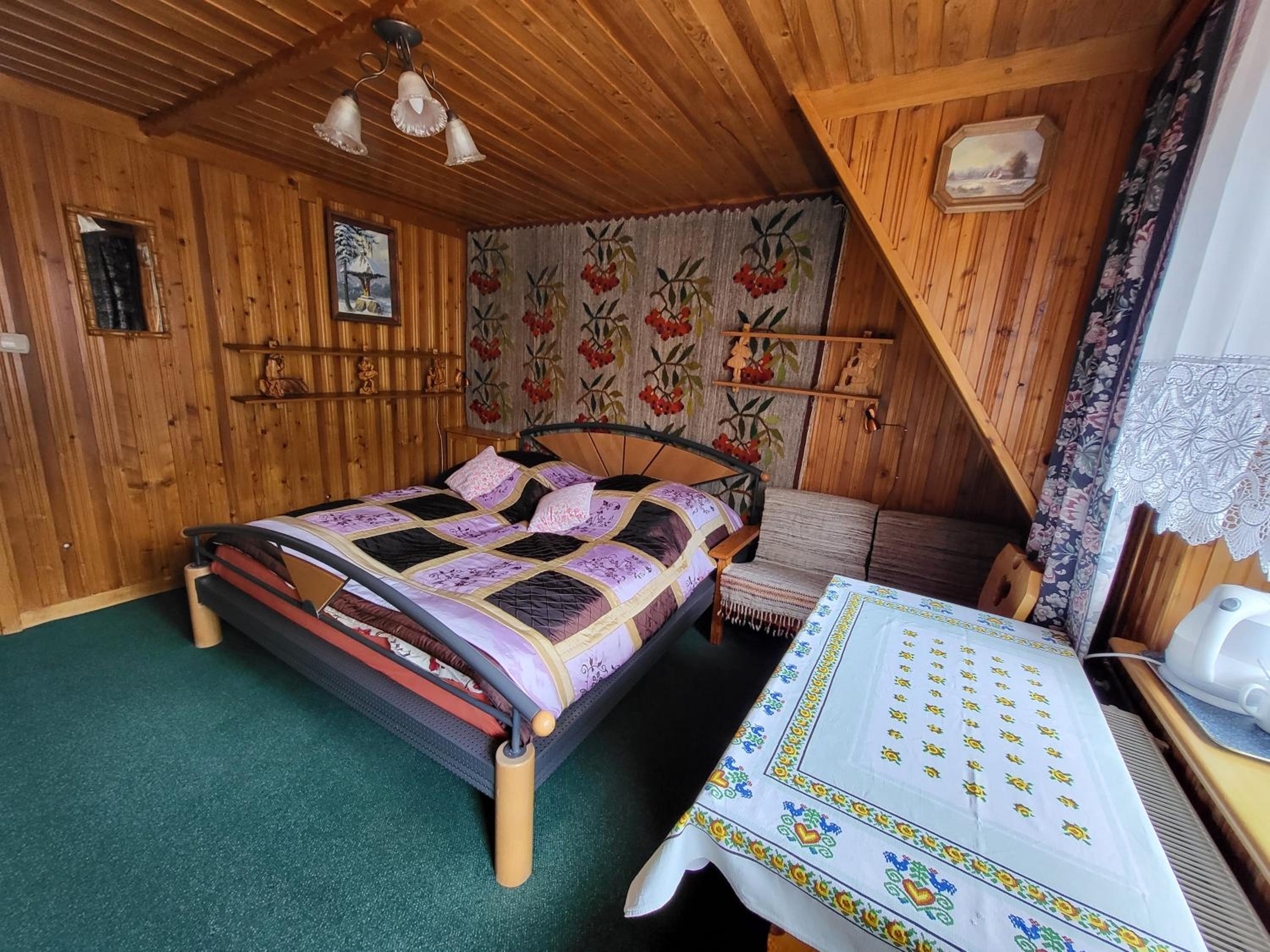 Double Room with Balcony - Photo 8