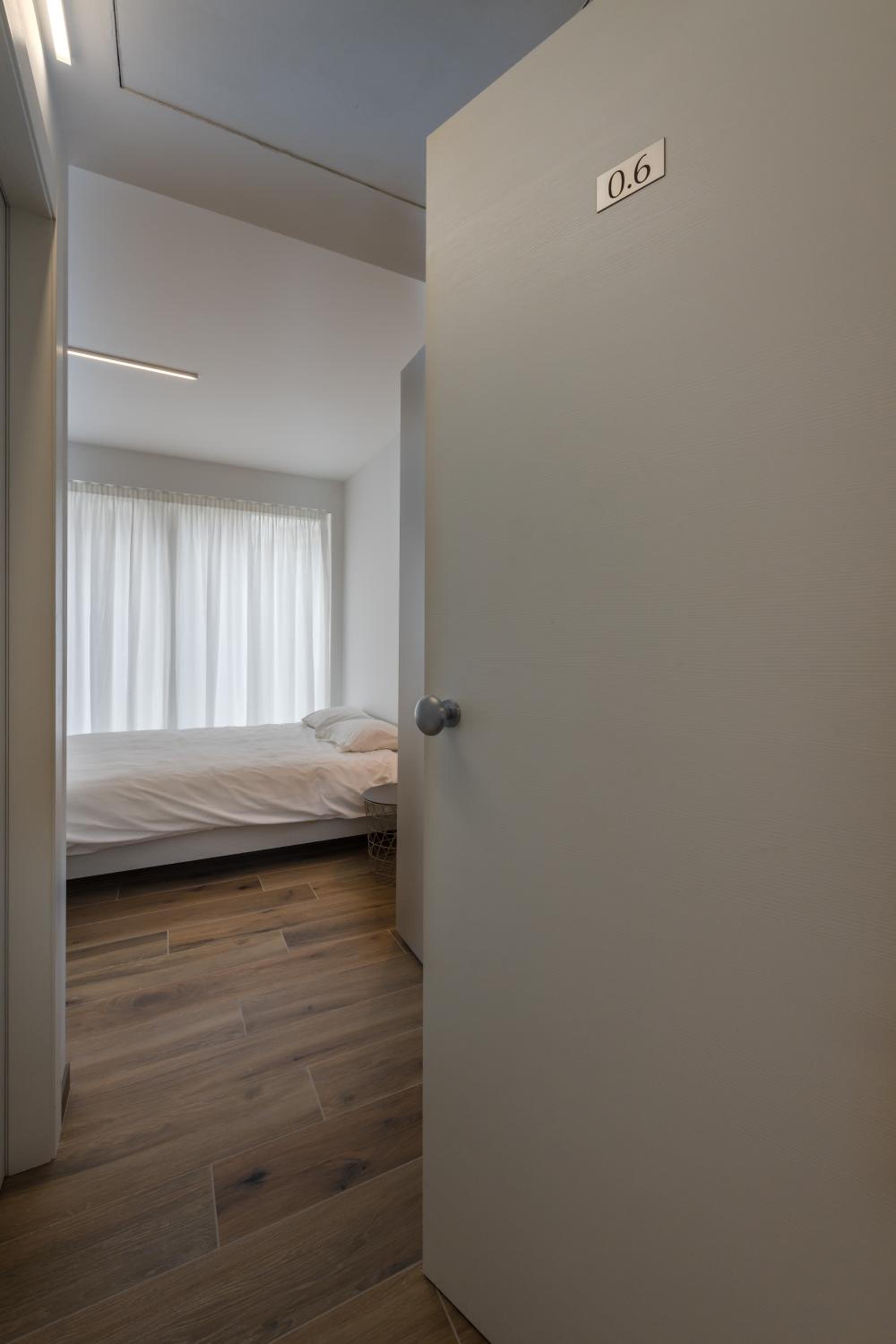 Studio Apartment - Photo 6