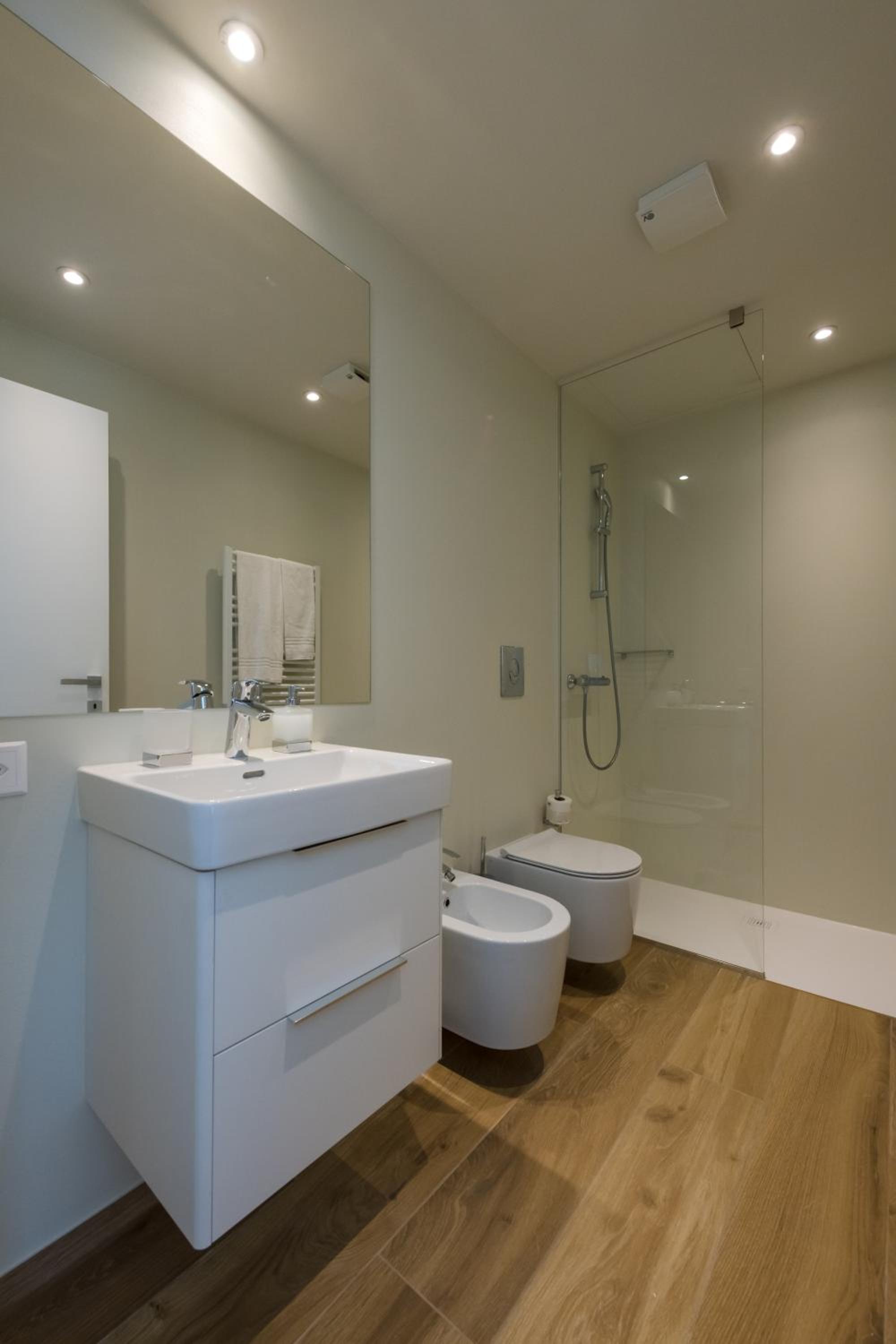 Studio Apartment - Photo 4