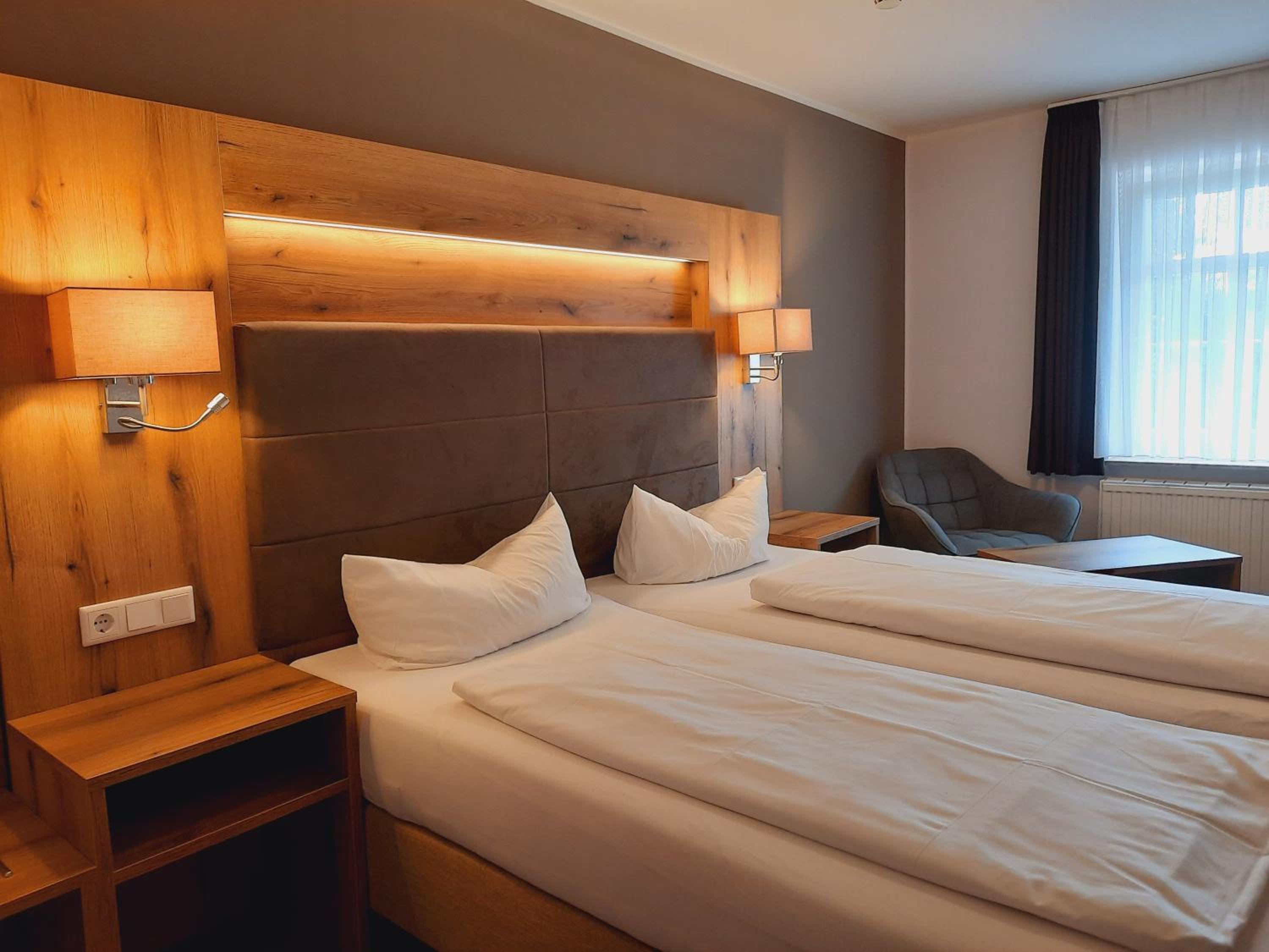 Standard Double or Twin Room photo 3