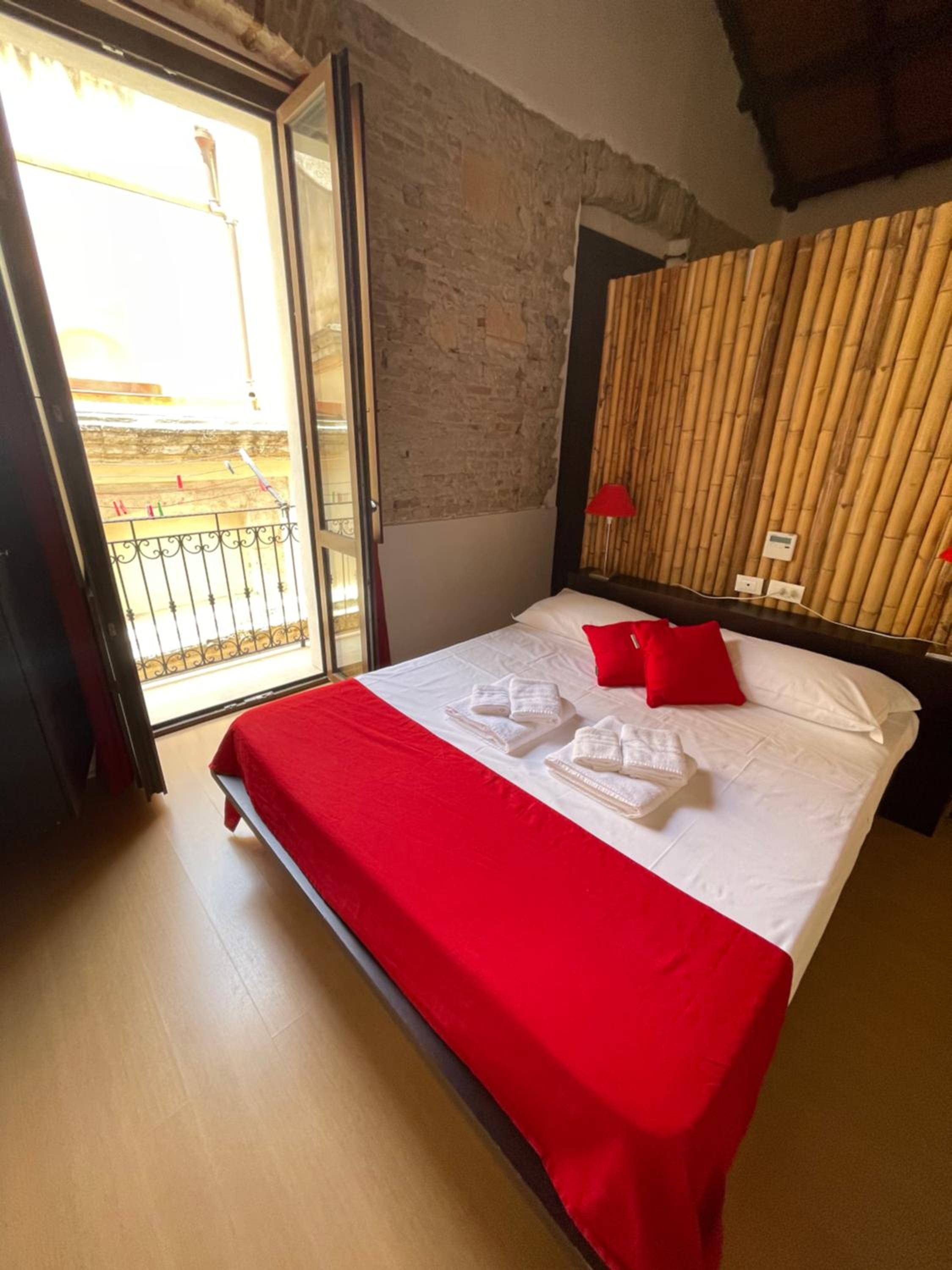 Two-Bedroom Apartment - Penthouse with Balcony photo 2
