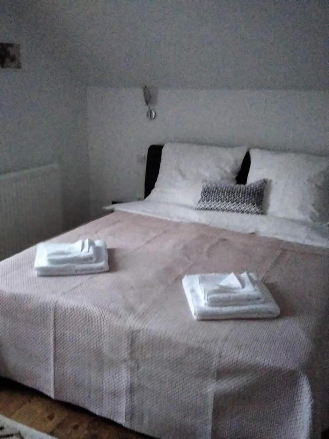 Four-Bedroom House photo 1