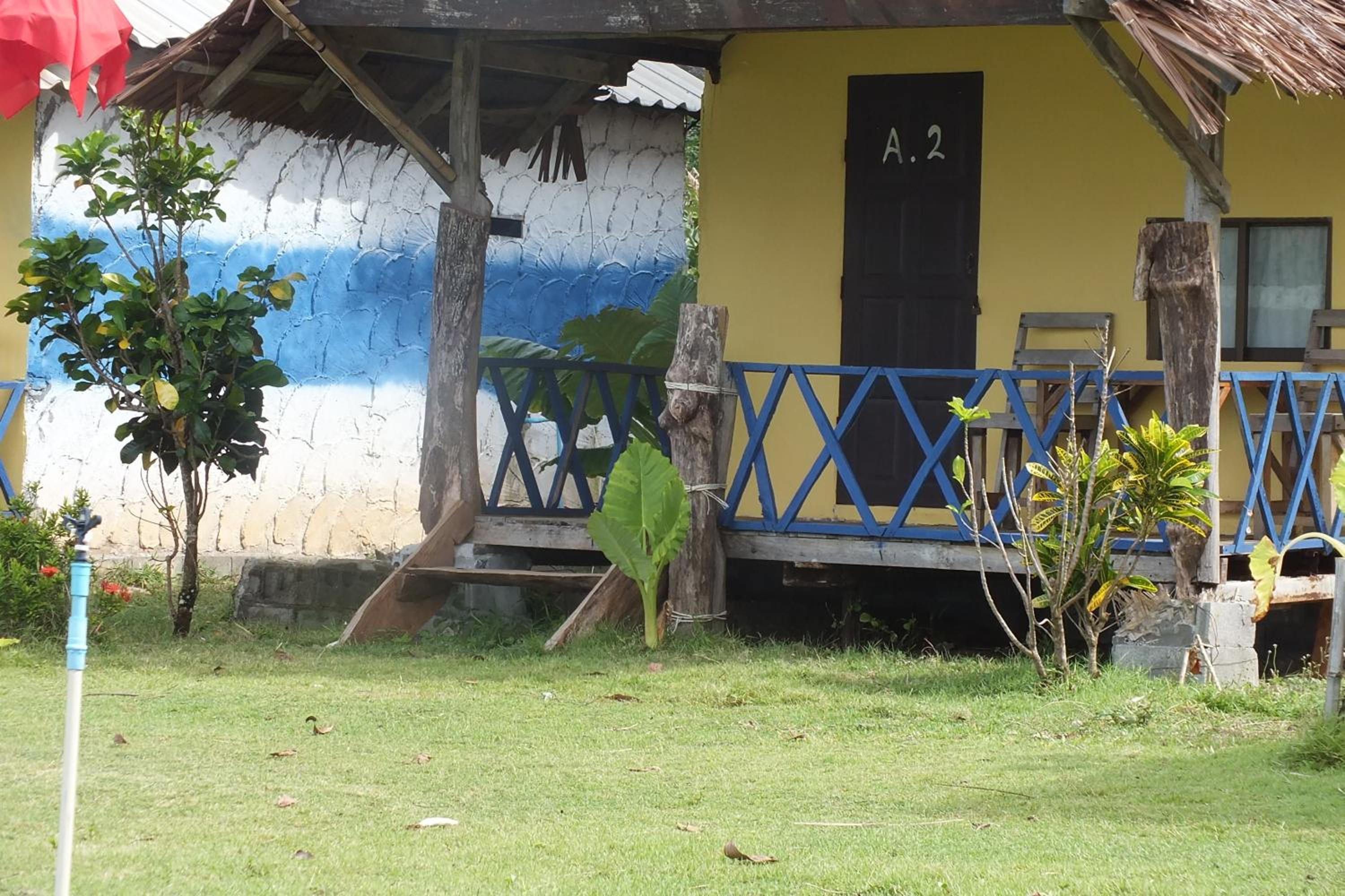 Bungalow with Sea View - Photo 11