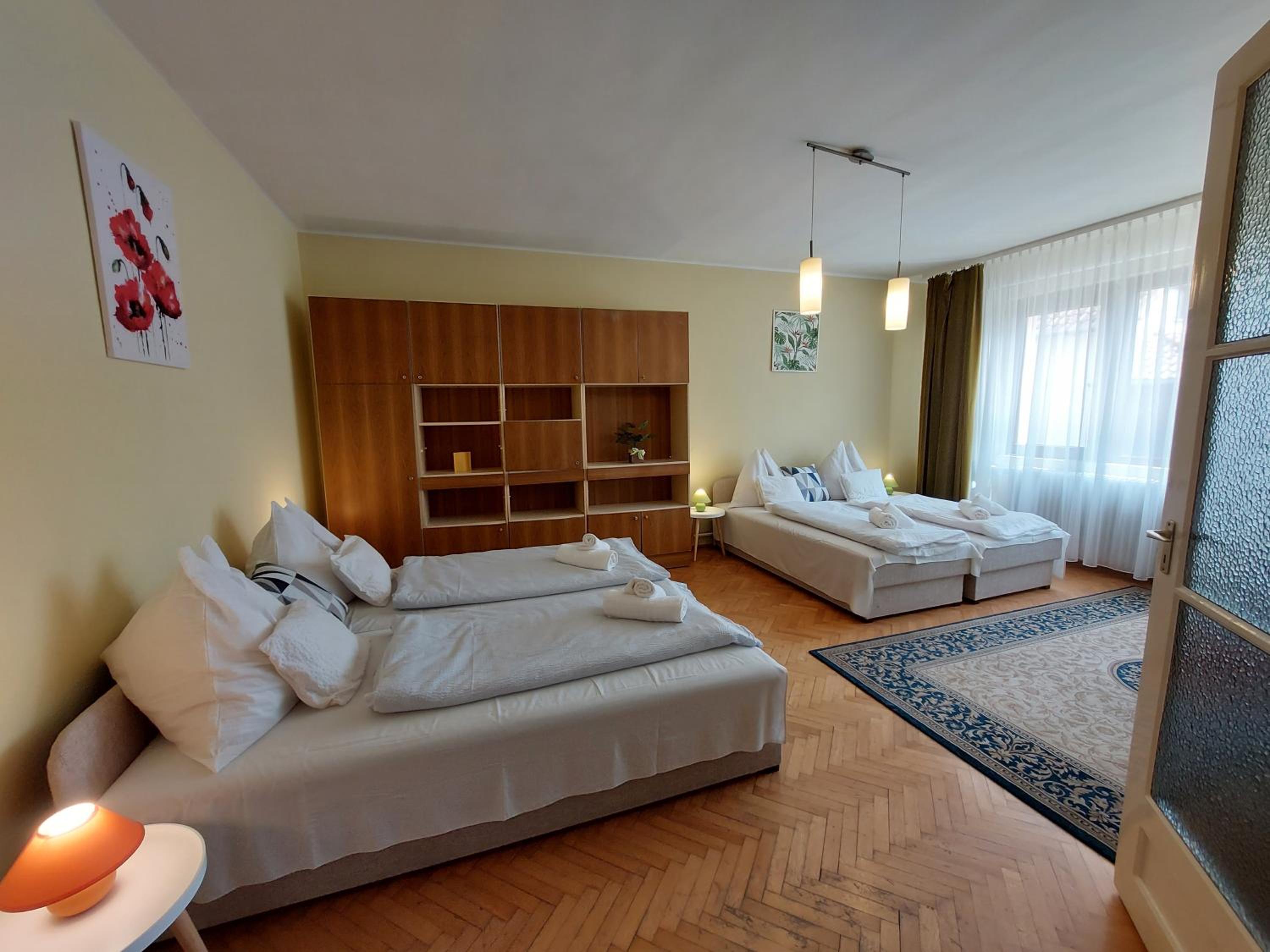 Three-Bedroom Apartment photo 1