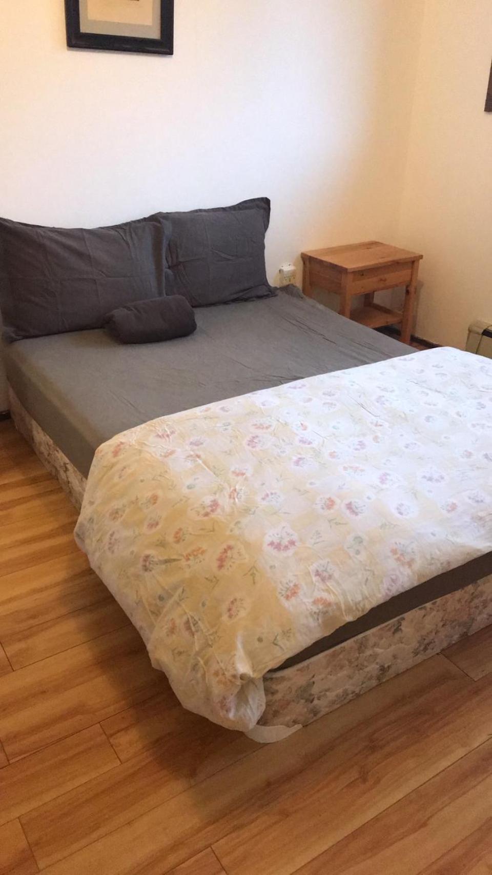 Double Room with Shared Bathroom photo 1