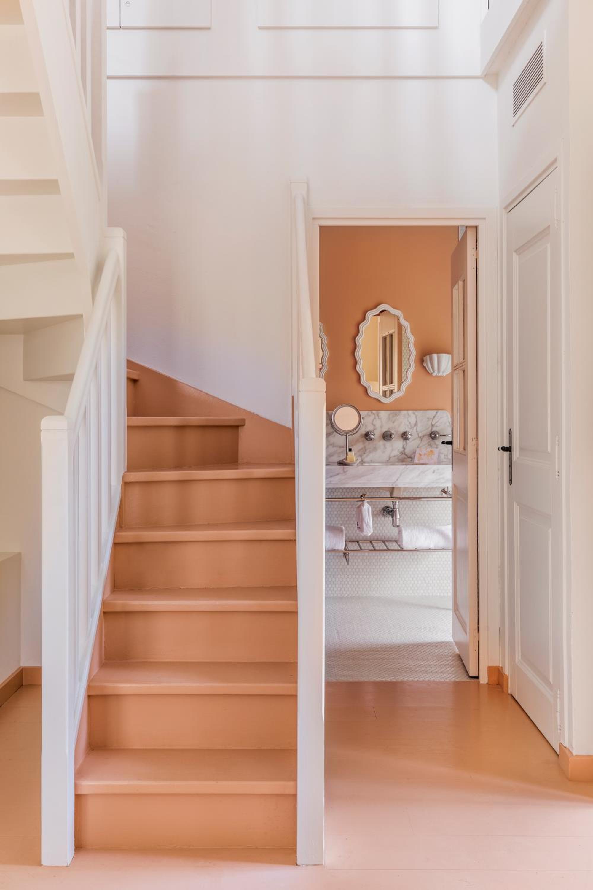 Duplex Suite - Photo 4