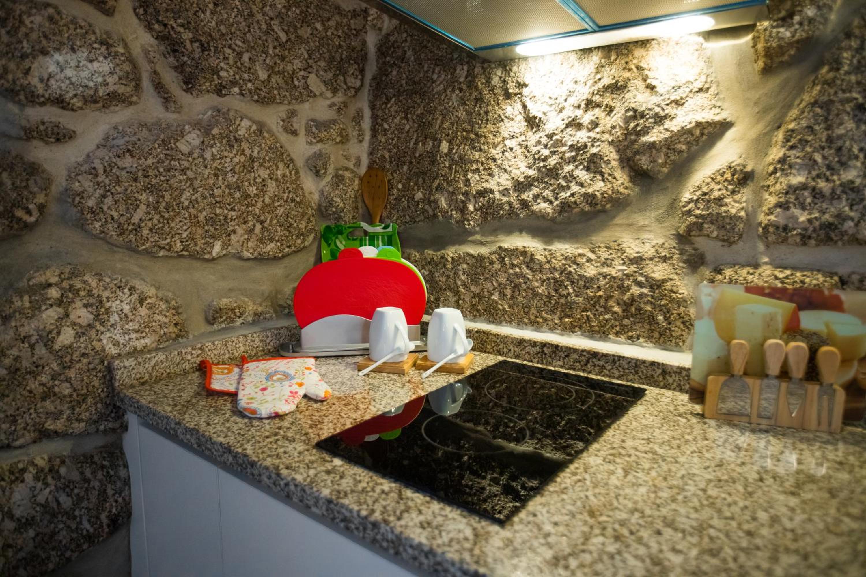 One-Bedroom Apartment photo 3