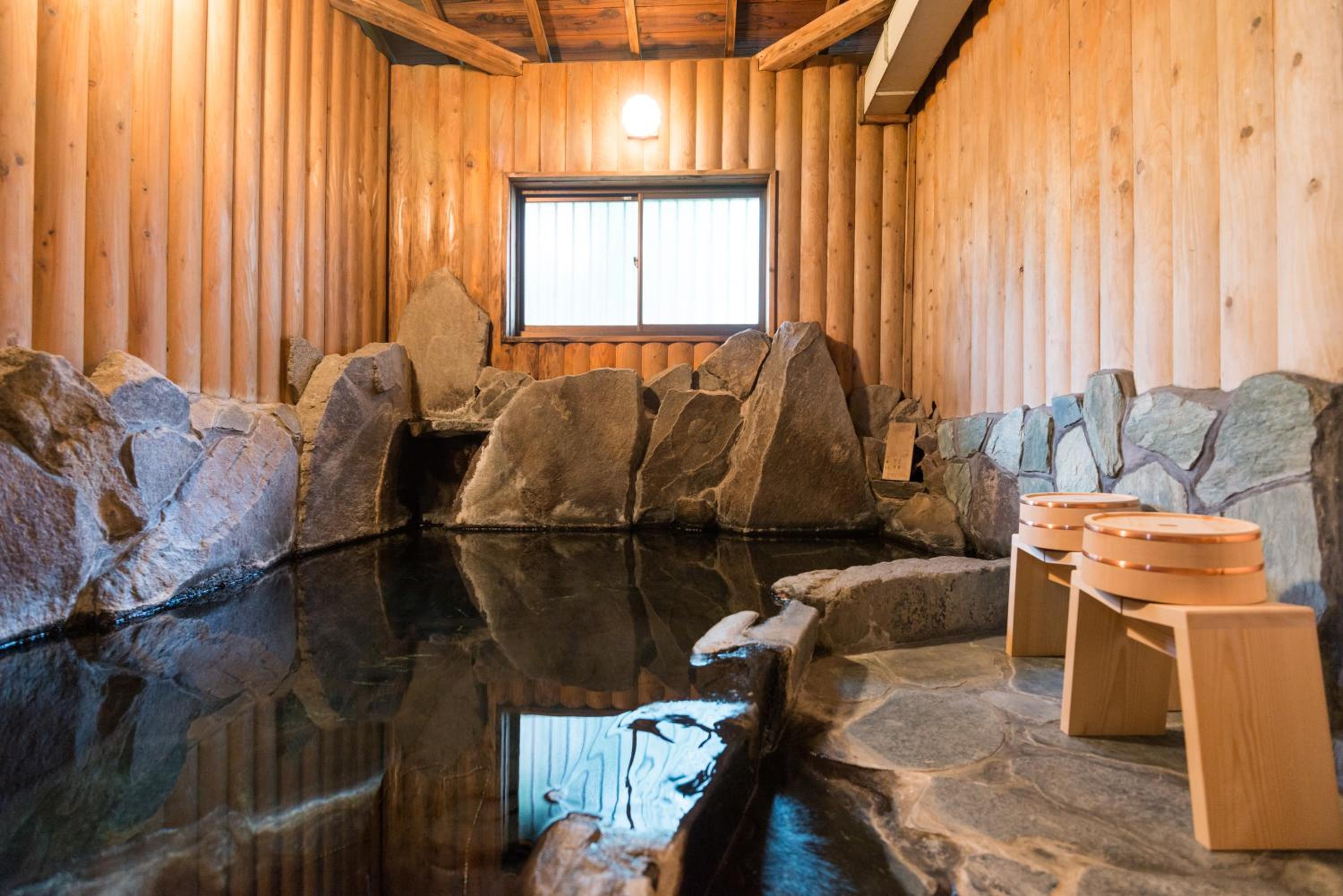 Superior Twin Room with Shared Bathroom photo 3