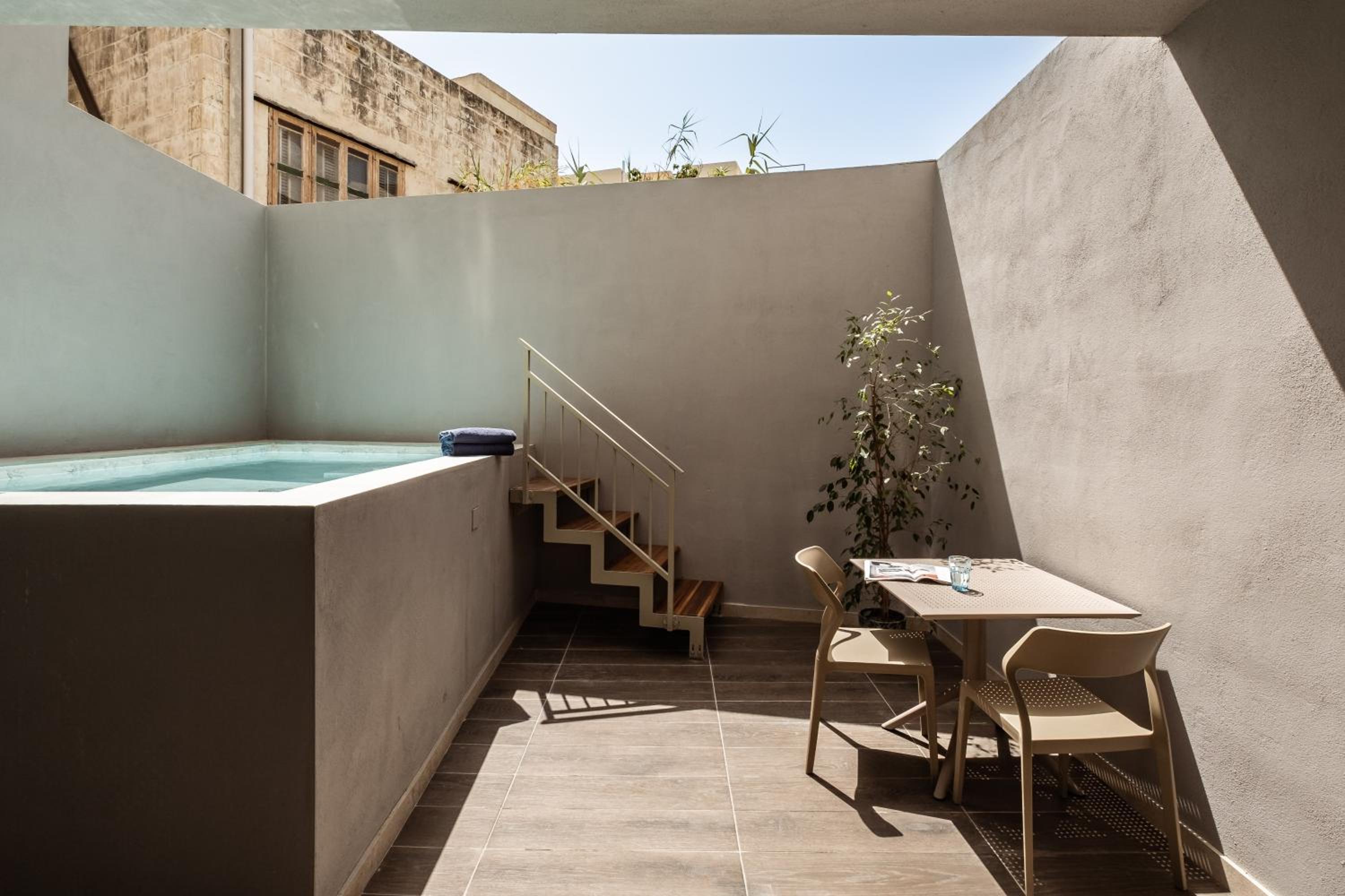 Family Suite with Plunge Pool