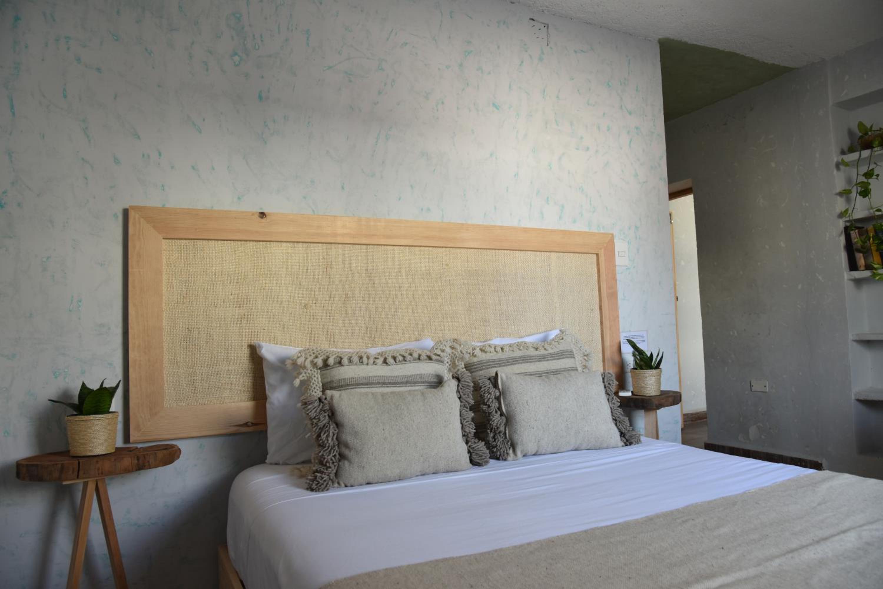Double Room - Photo 7