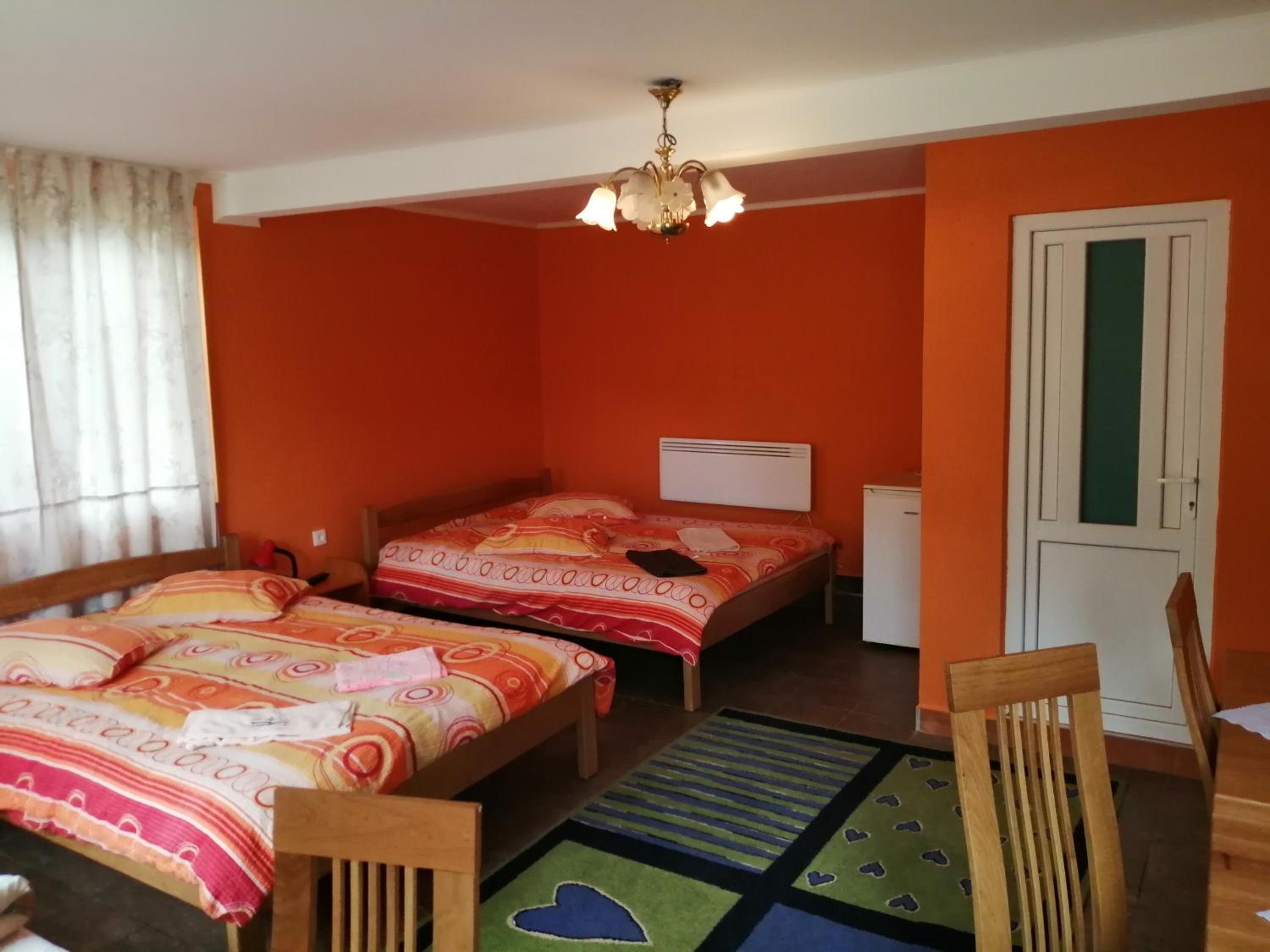 Deluxe Family Suite - Photo 1