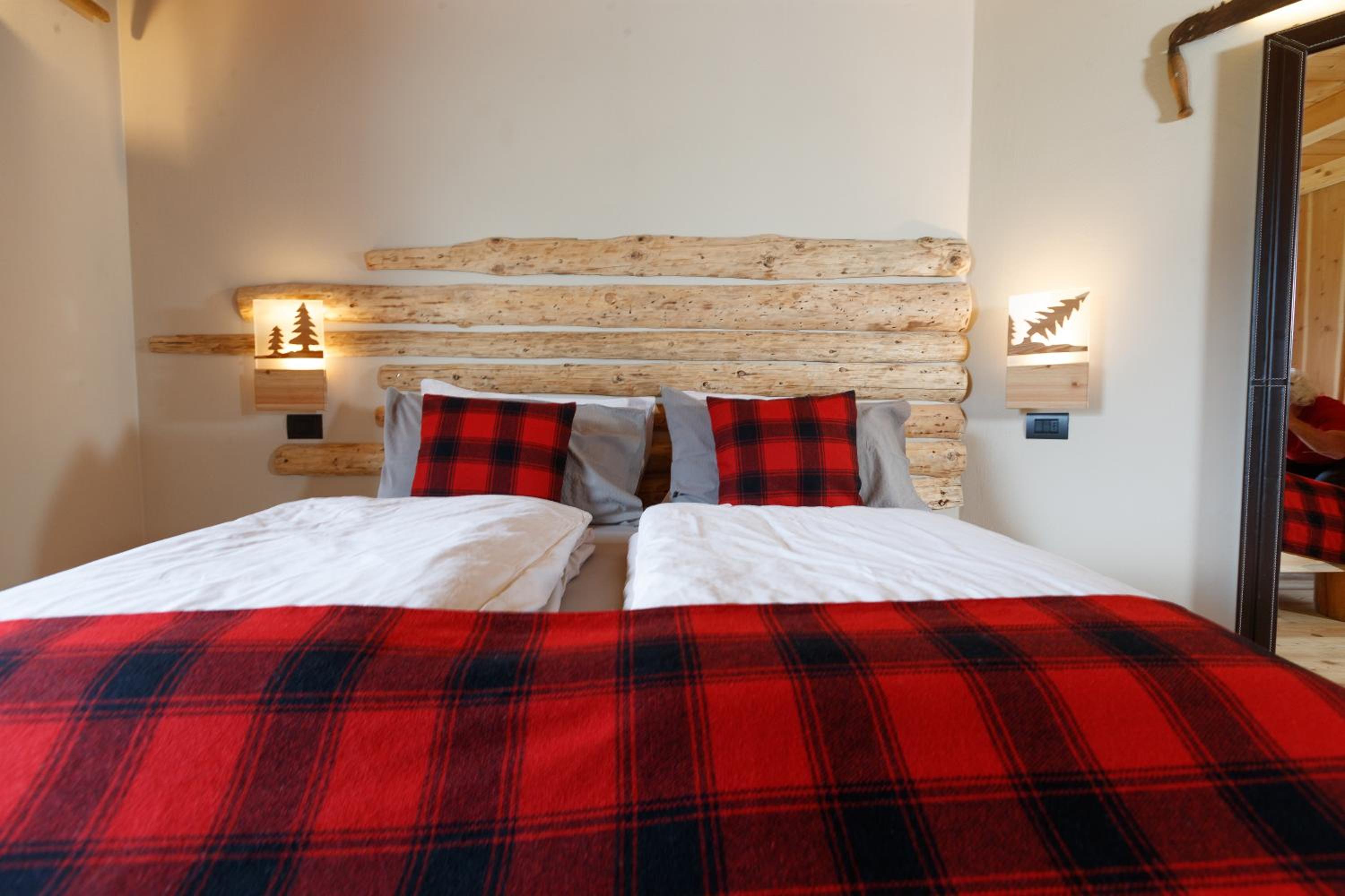Double Room with Mountain View - Photo 9