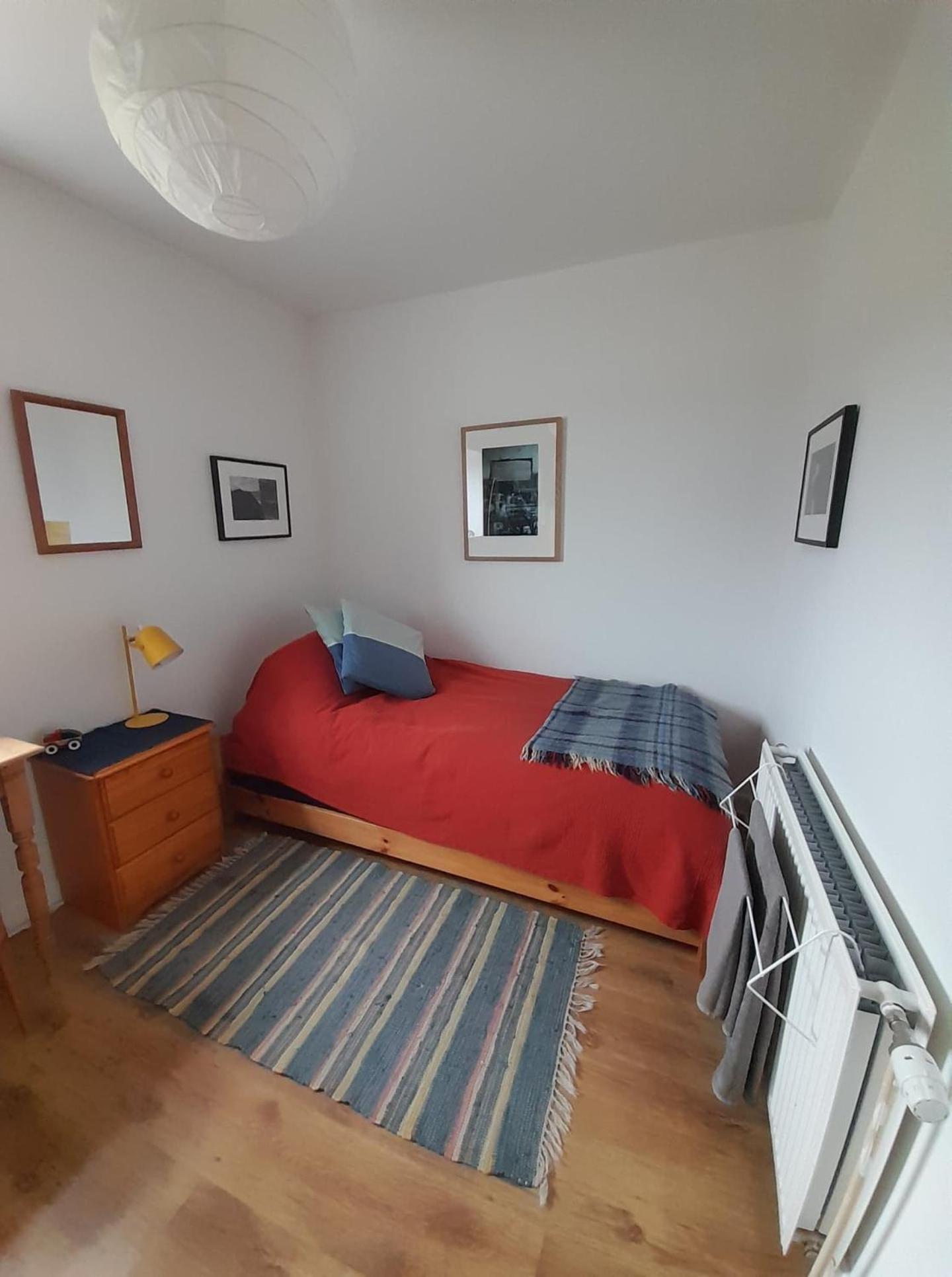 Single Room with Shared Bathroom photo 1