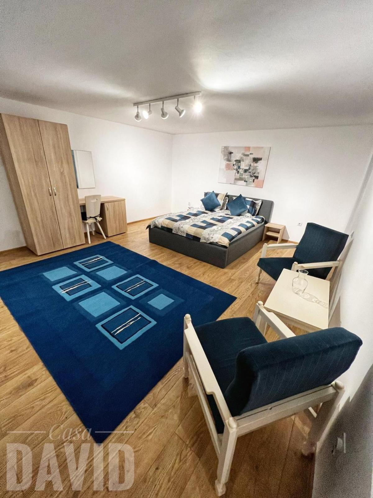 Two-Bedroom House - Photo 9