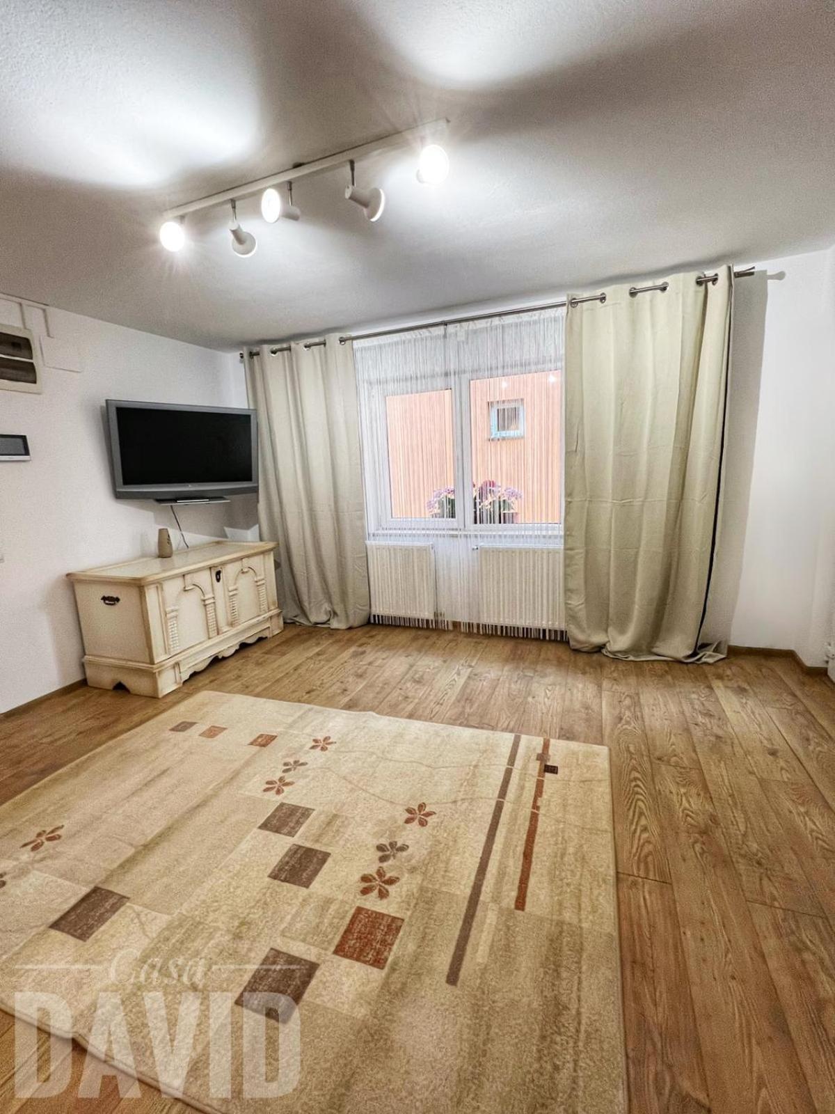 Two-Bedroom House - Photo 11