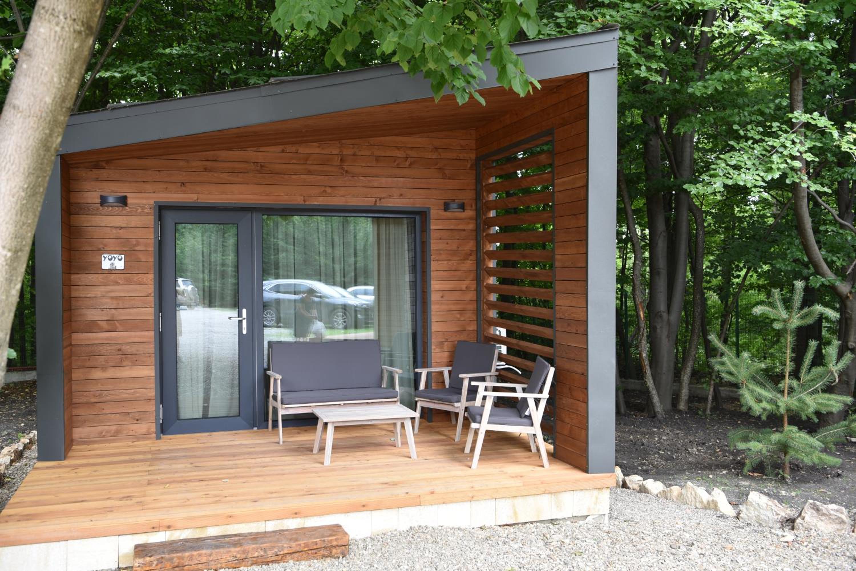 Bungalow with Garden View - Photo 18