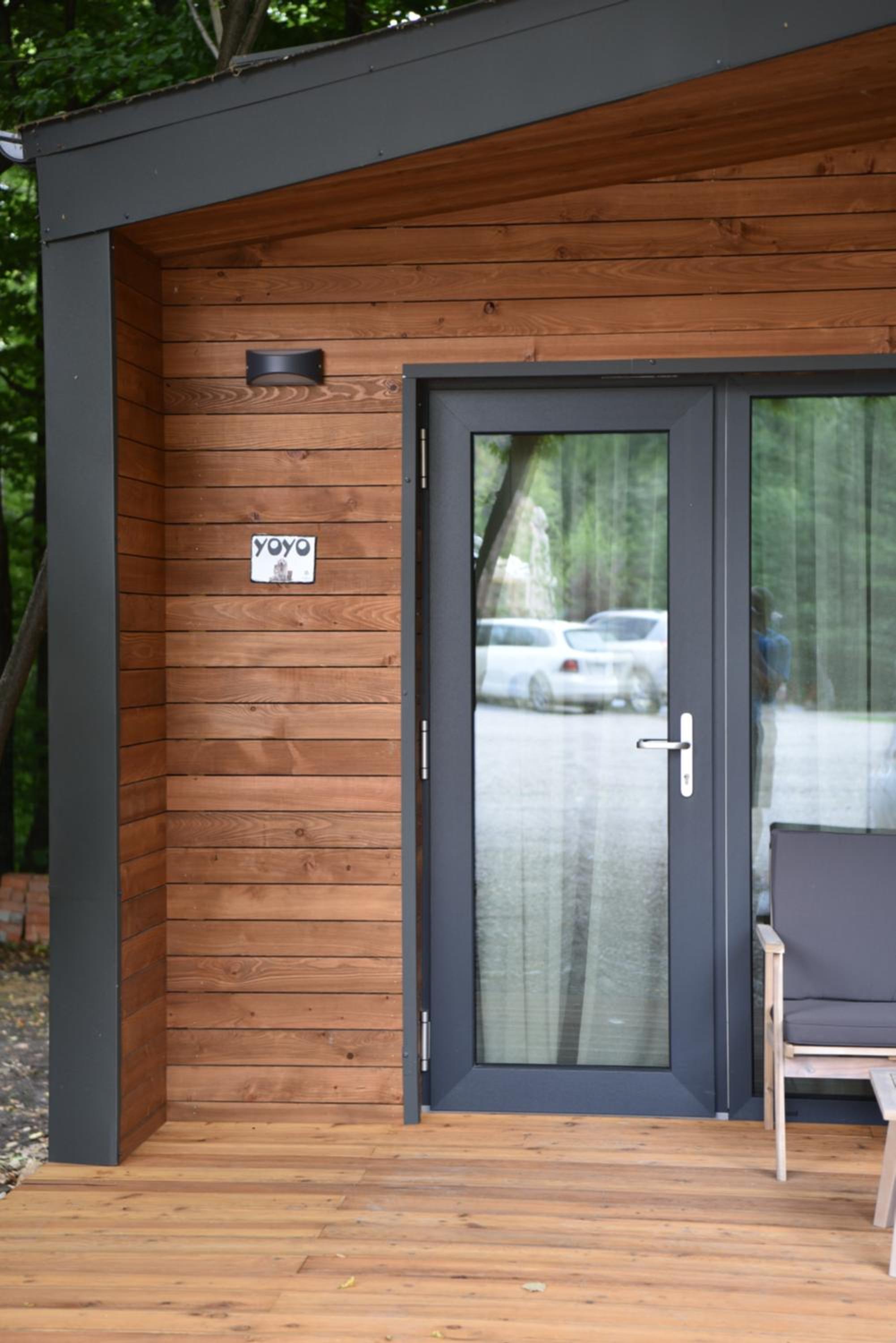 Bungalow with Garden View - Photo 9