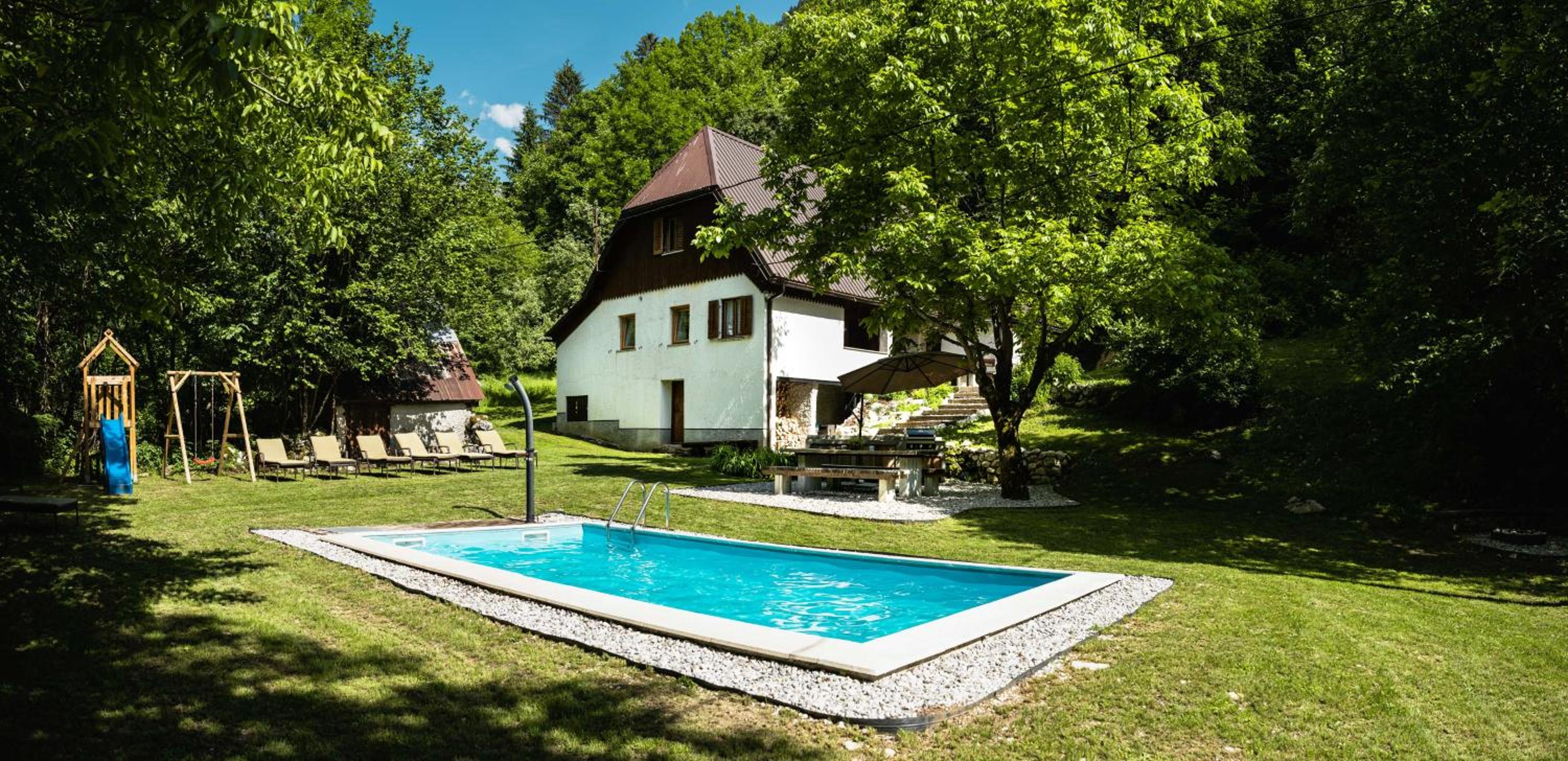 Villa photo 1