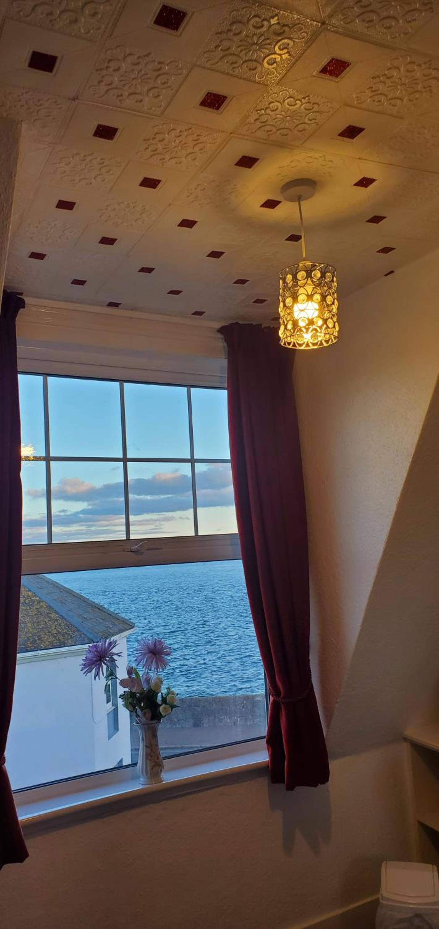 Double Room with Sea View - Photo 7