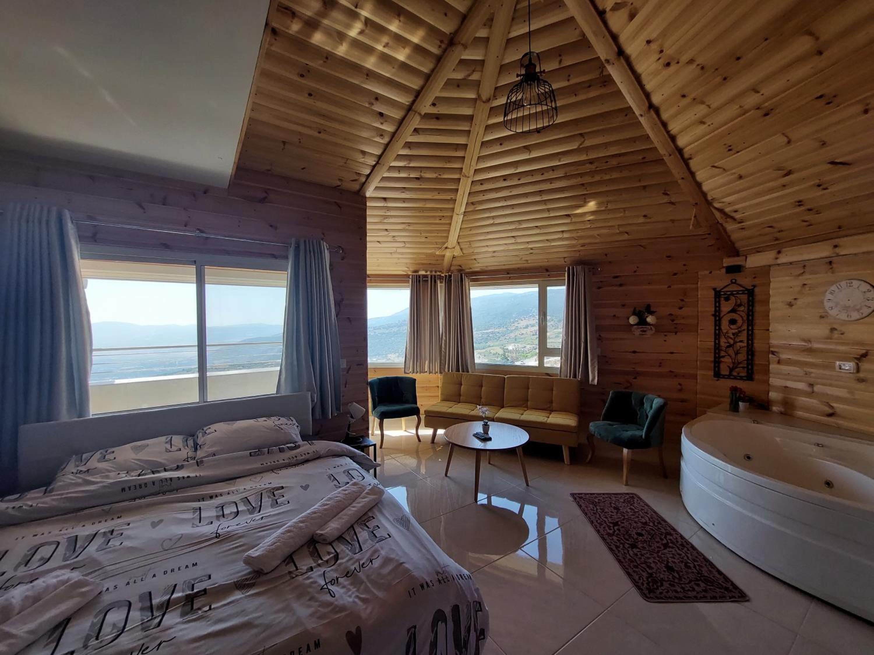 King Room with Mountain View - Photo 10