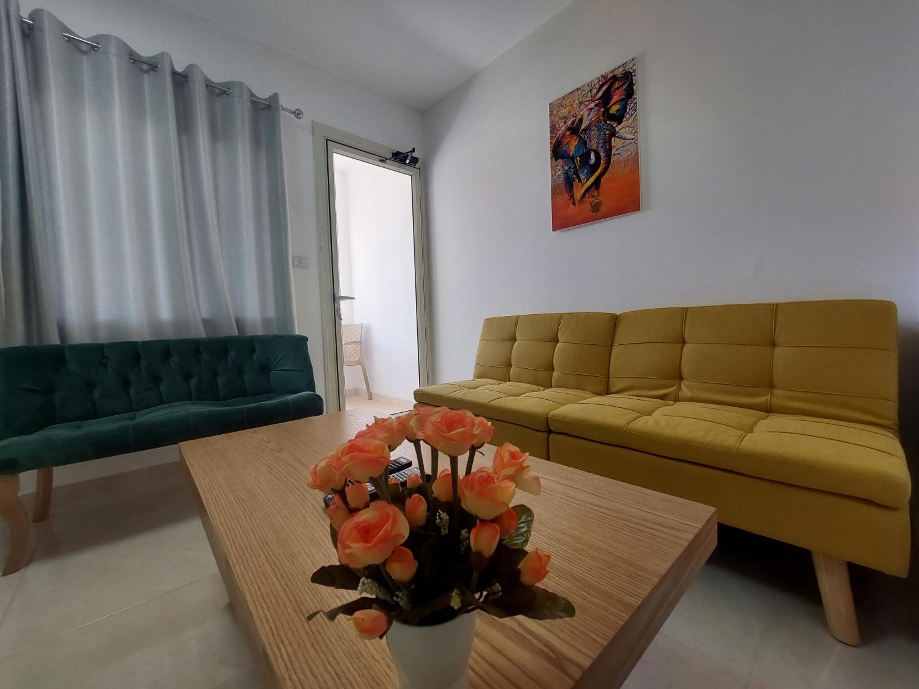 Suite with Balcony - Photo 7