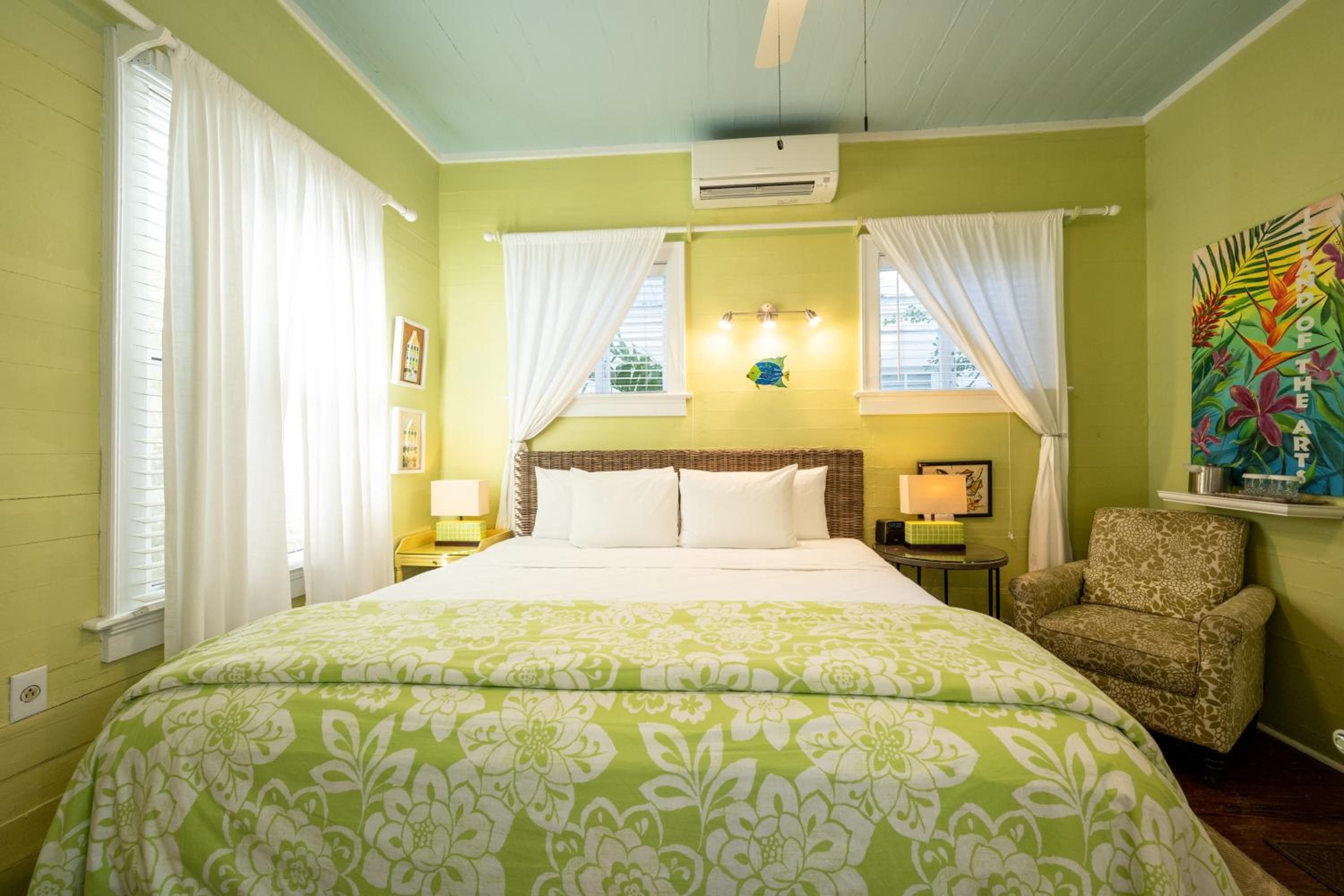 Key Lime photo 2