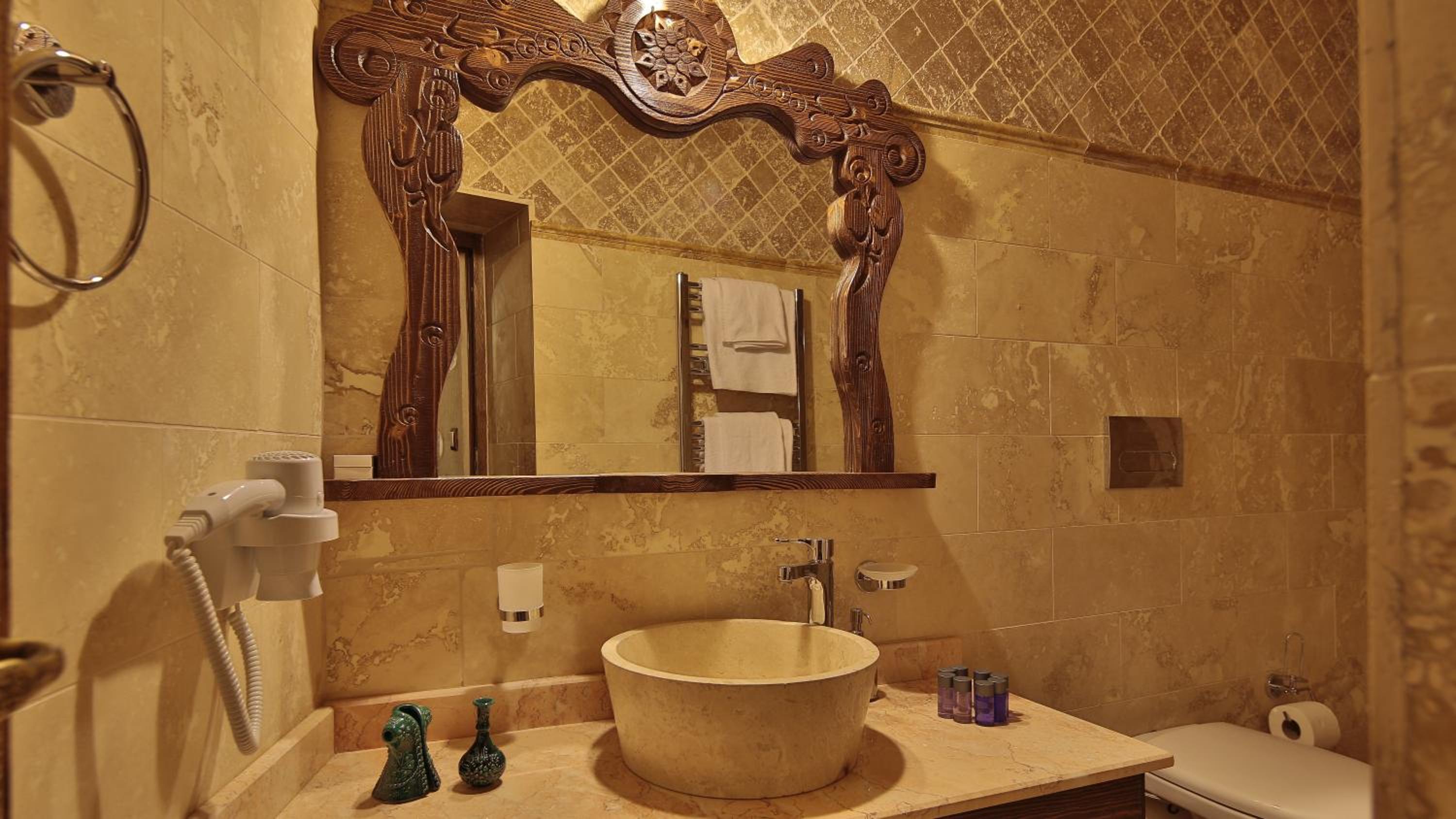 Family Suite - Photo 8