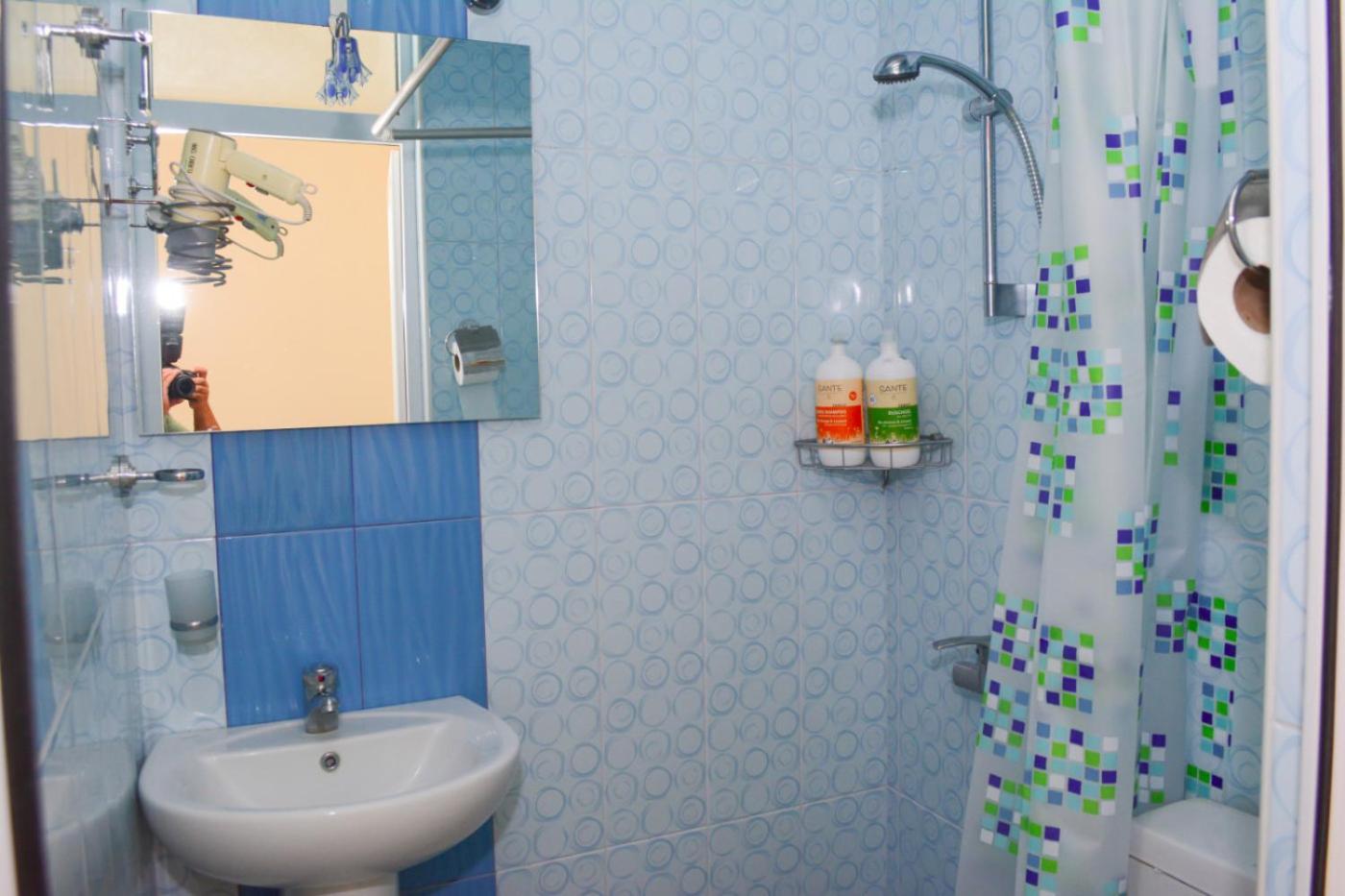 Single Room with Balcony photo 3