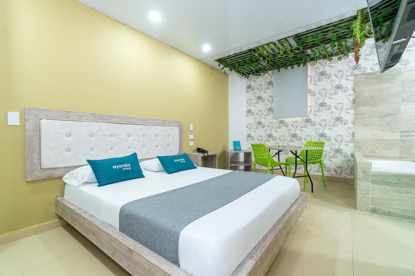 Superior King Suite