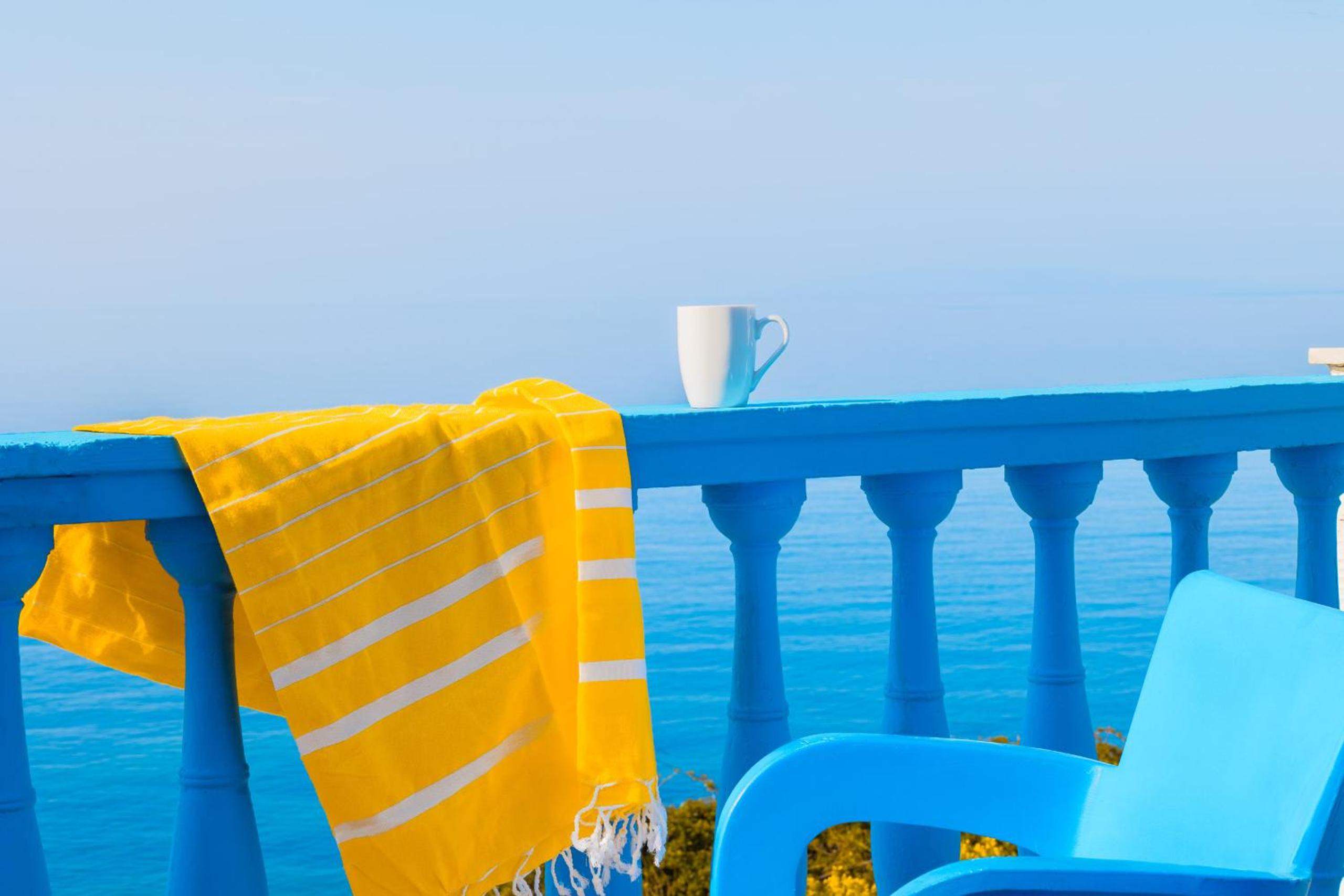 Two-Bedroom Apartment with Balcony and Sea View photo 3