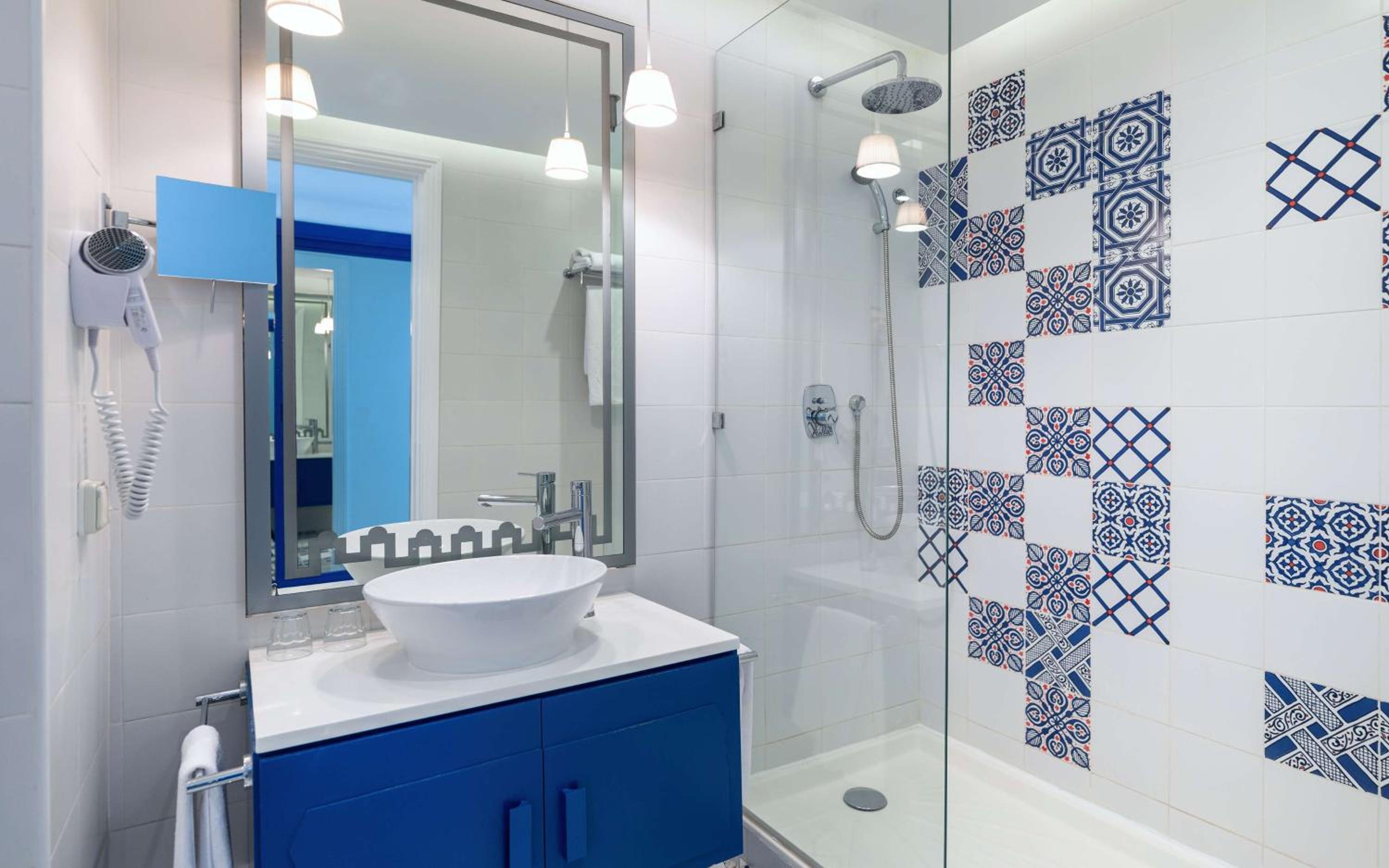 Habitación Premium con Balcón y Vista al Mar
