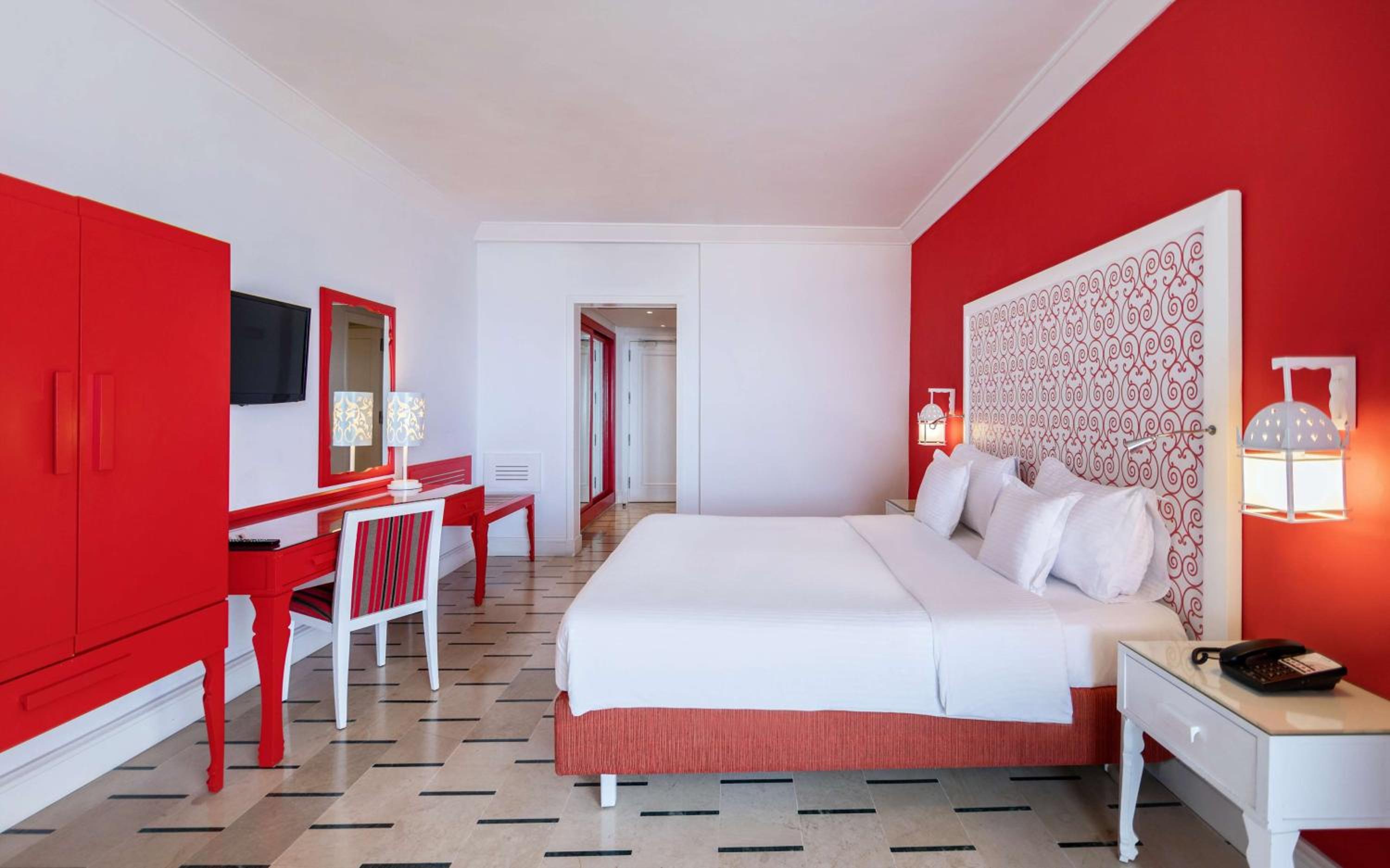 Premium Room with Balcony photo 3