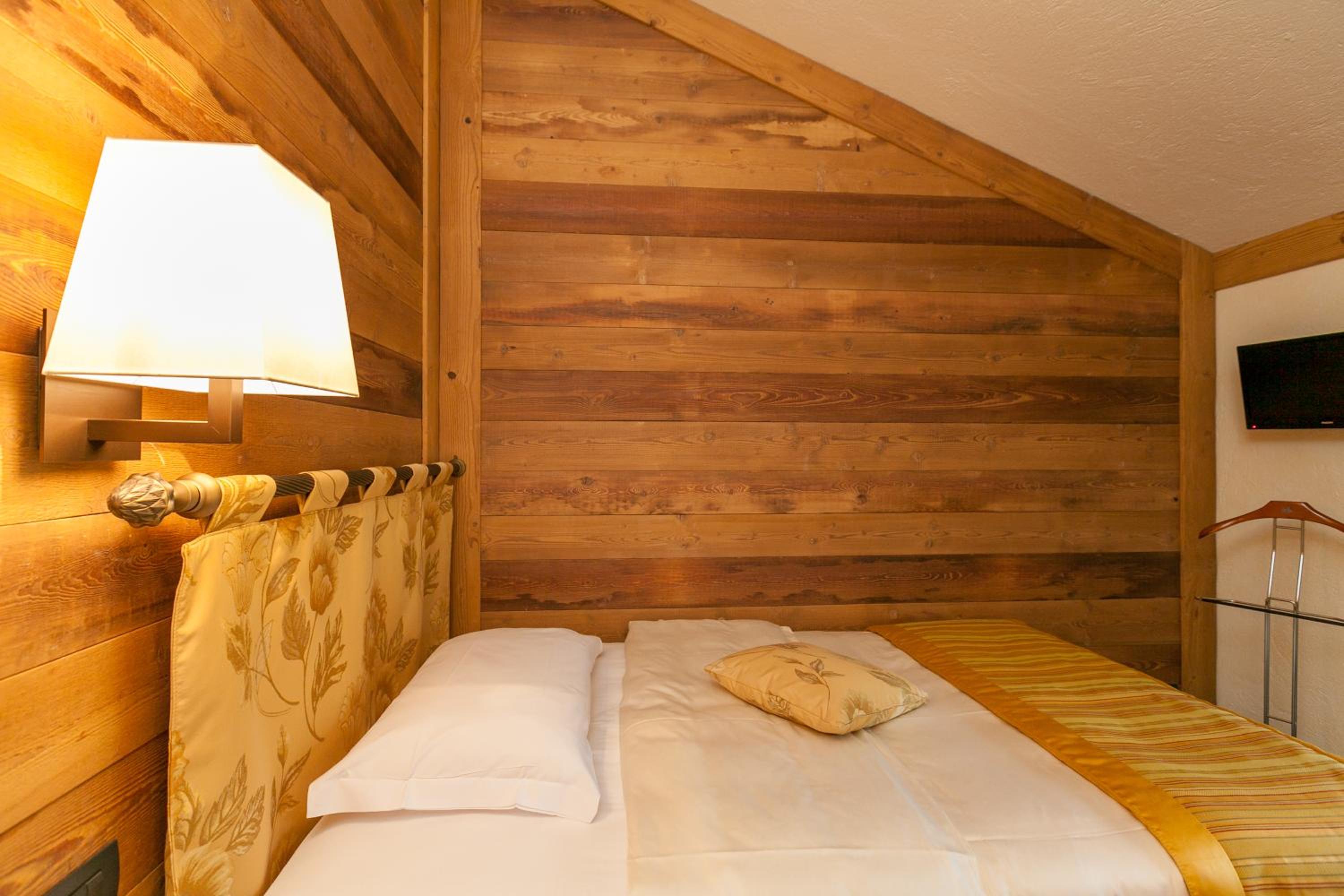 Single Room photo 2