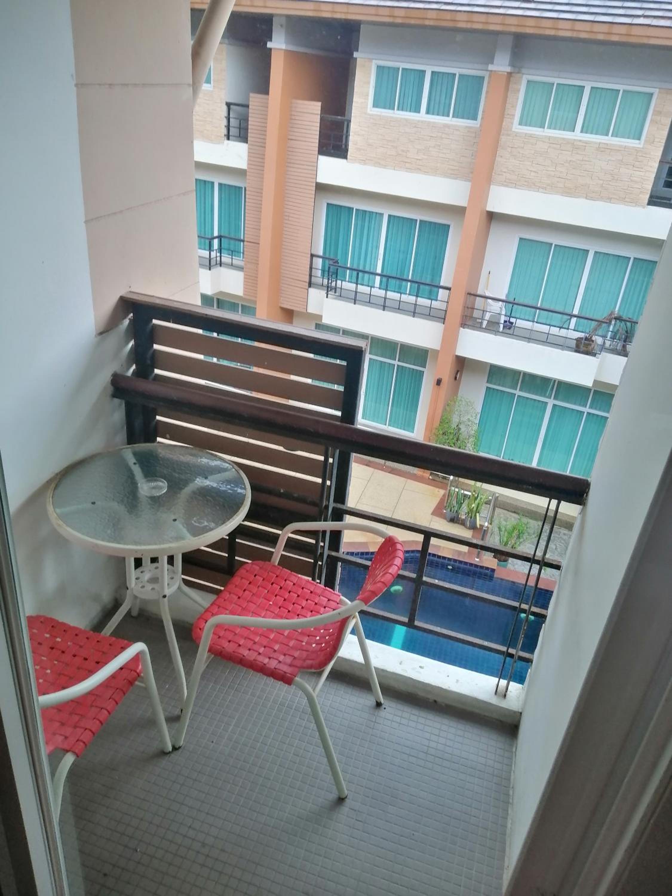 Double Room With Pool View photo 3