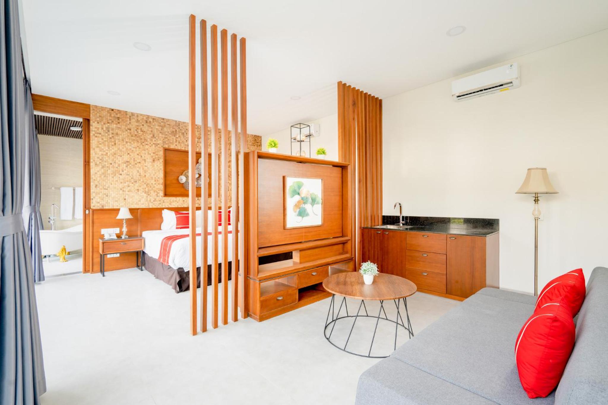 One-Bedroom Villa with Private Pool - Photo 1