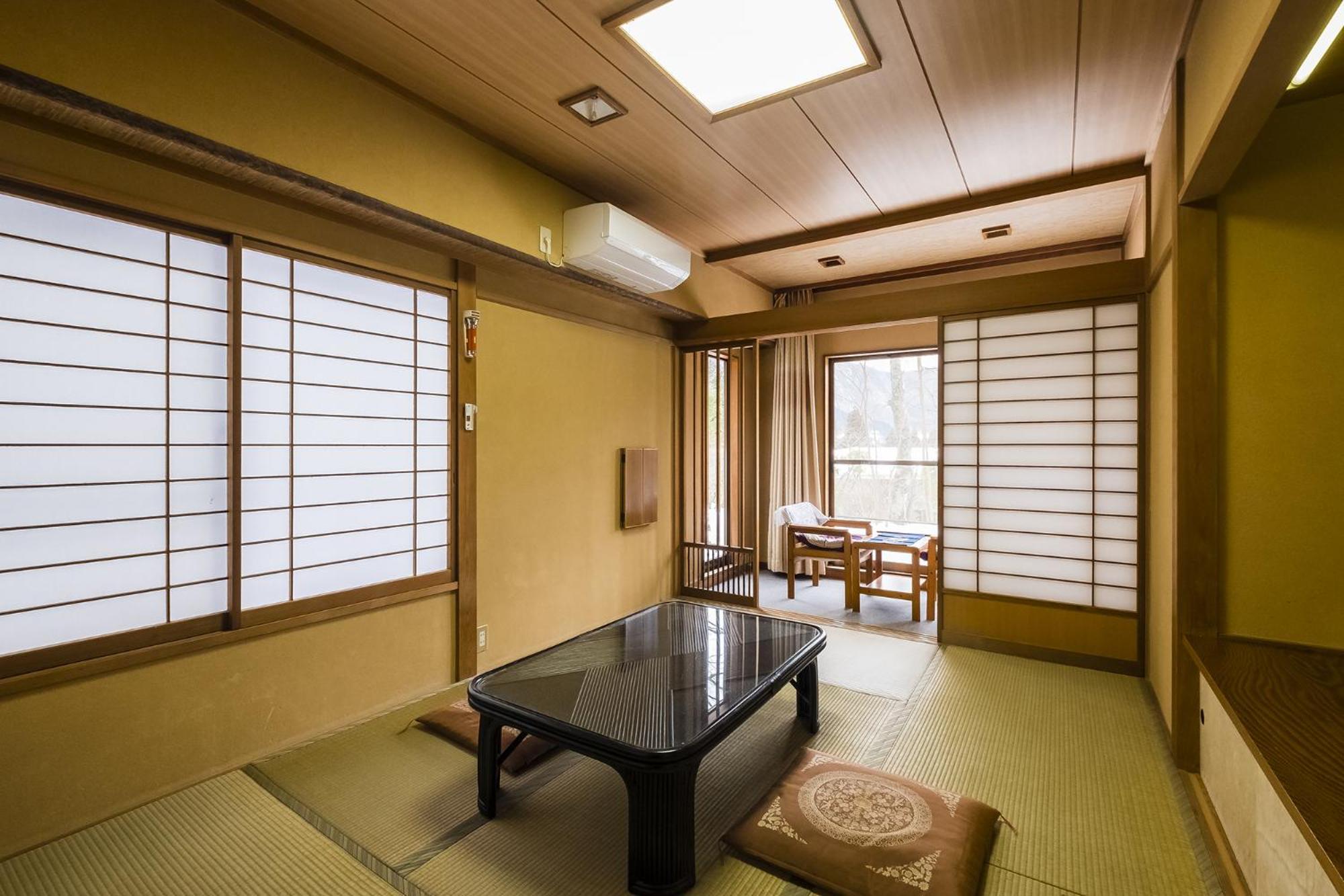 Japanese Style Room ( 2-3 adult ) - Photo 1
