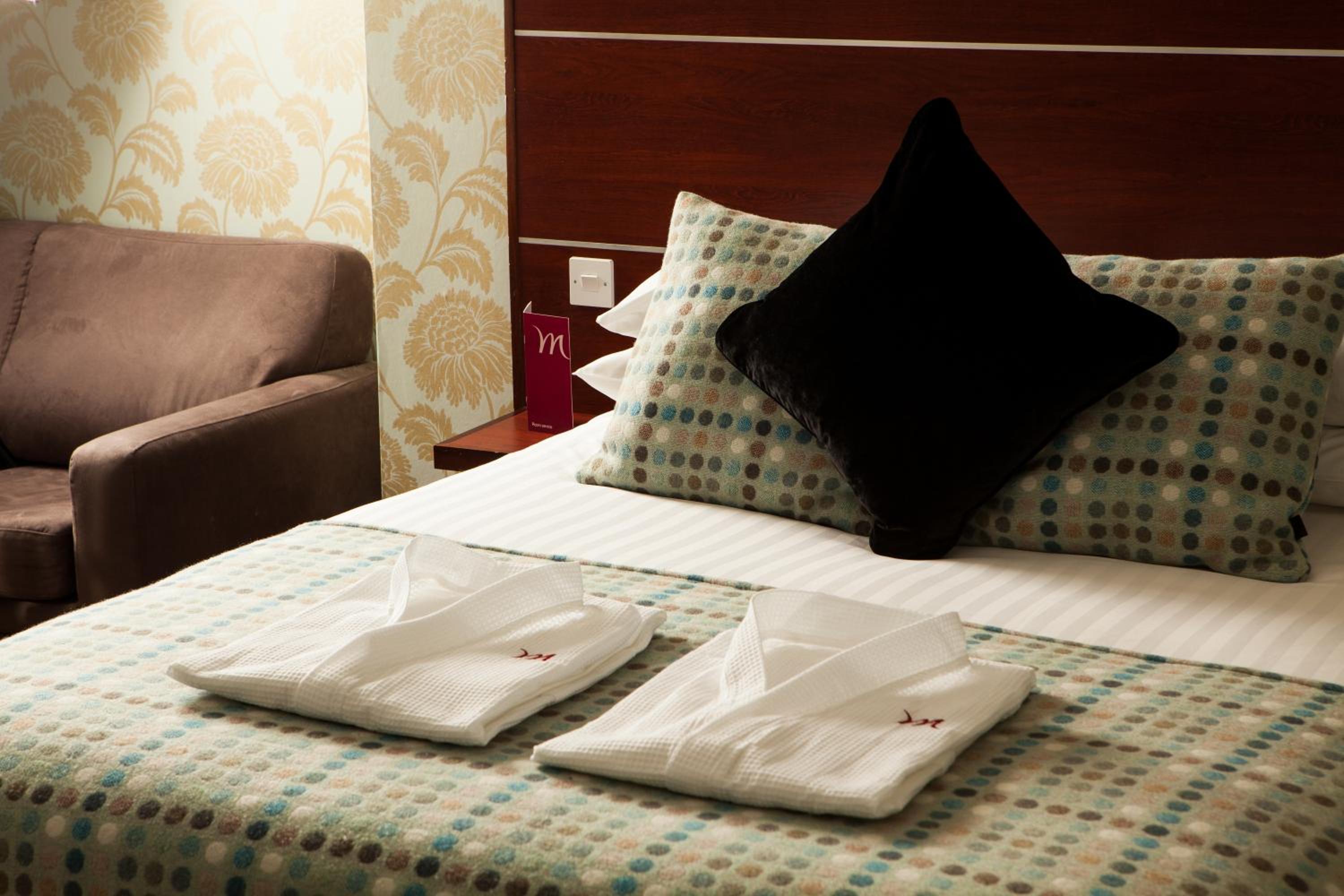 Superior Suite - Photo 6