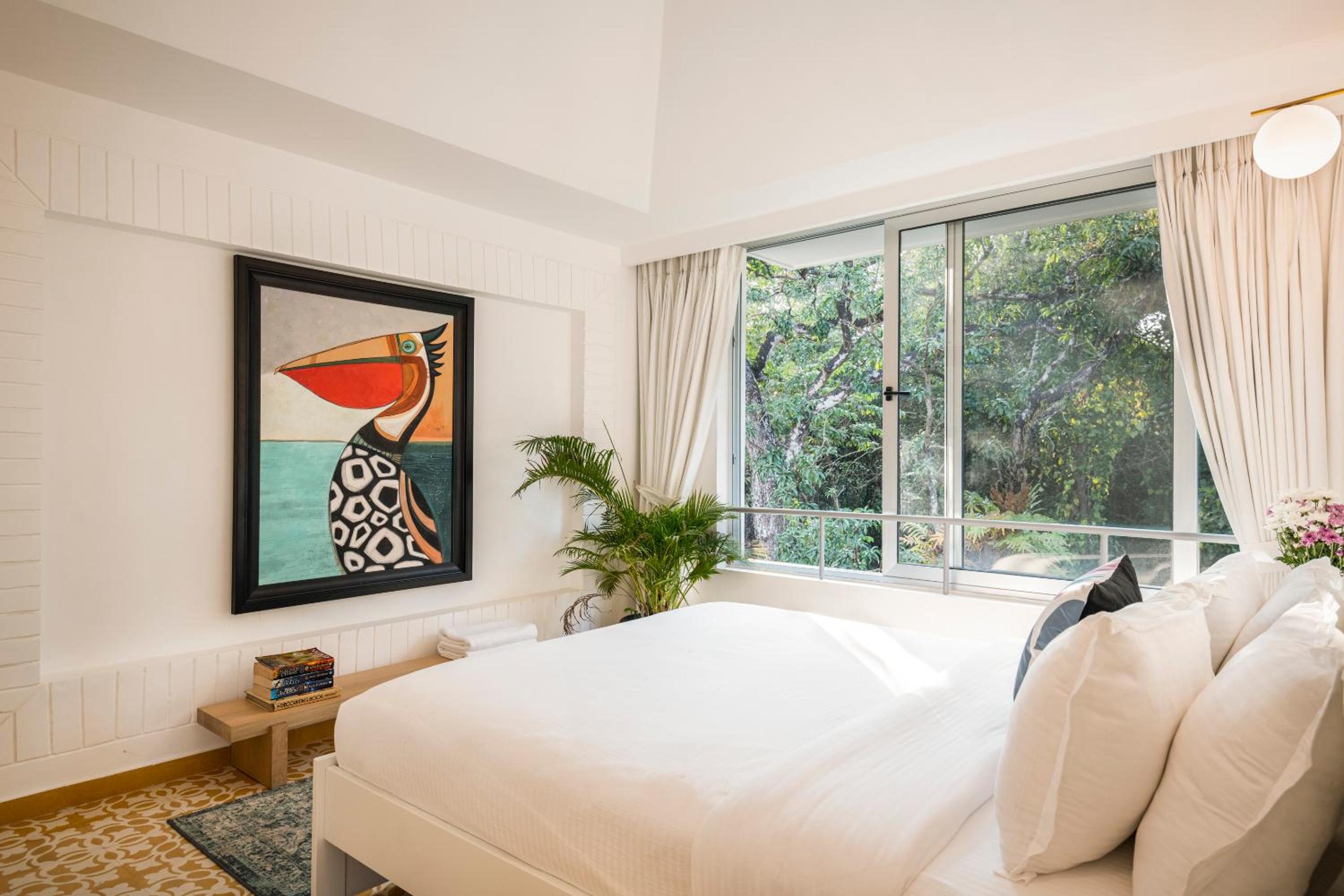 El Sereno 205|Common Pool |Second Floor|Balcony|Patio photo 1